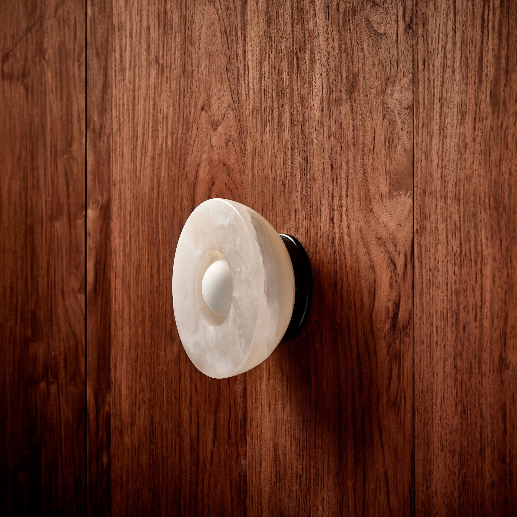 Ildvuvyo Modern Minimalist Jade Sconce Wall Lamp - Neutralighting