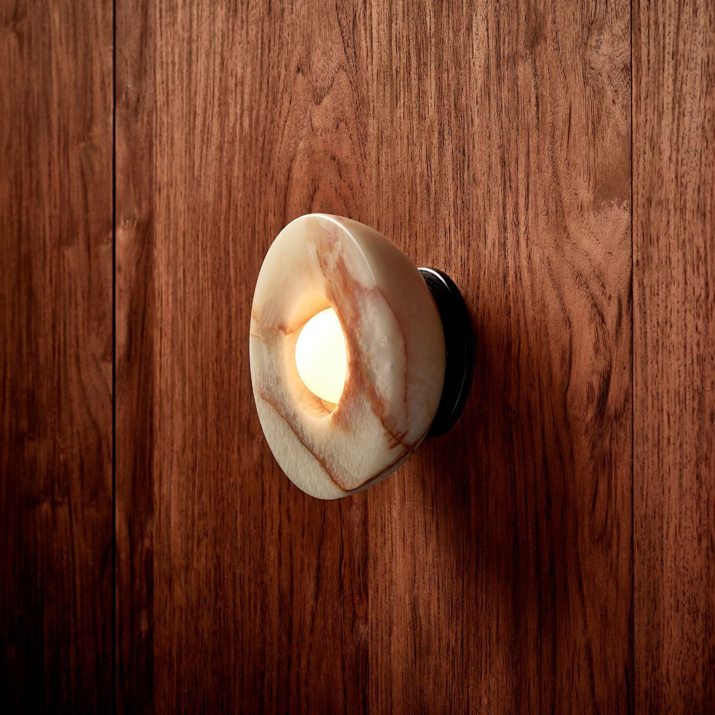 Ildvuvyo Modern Minimalist Jade Sconce Wall Lamp - Neutralighting