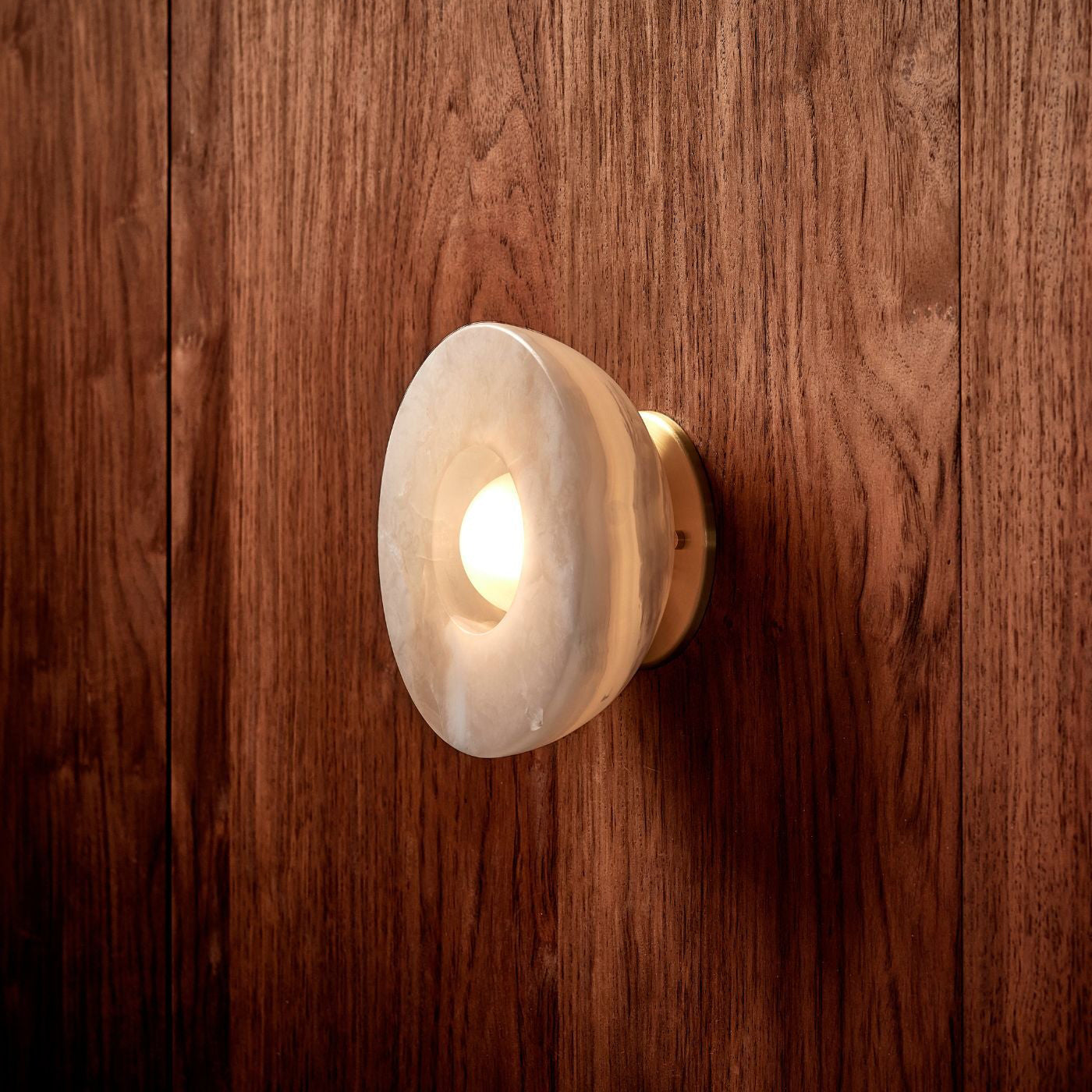 Ildvuvyo Modern Minimalist Jade Sconce Wall Lamp - Neutralighting