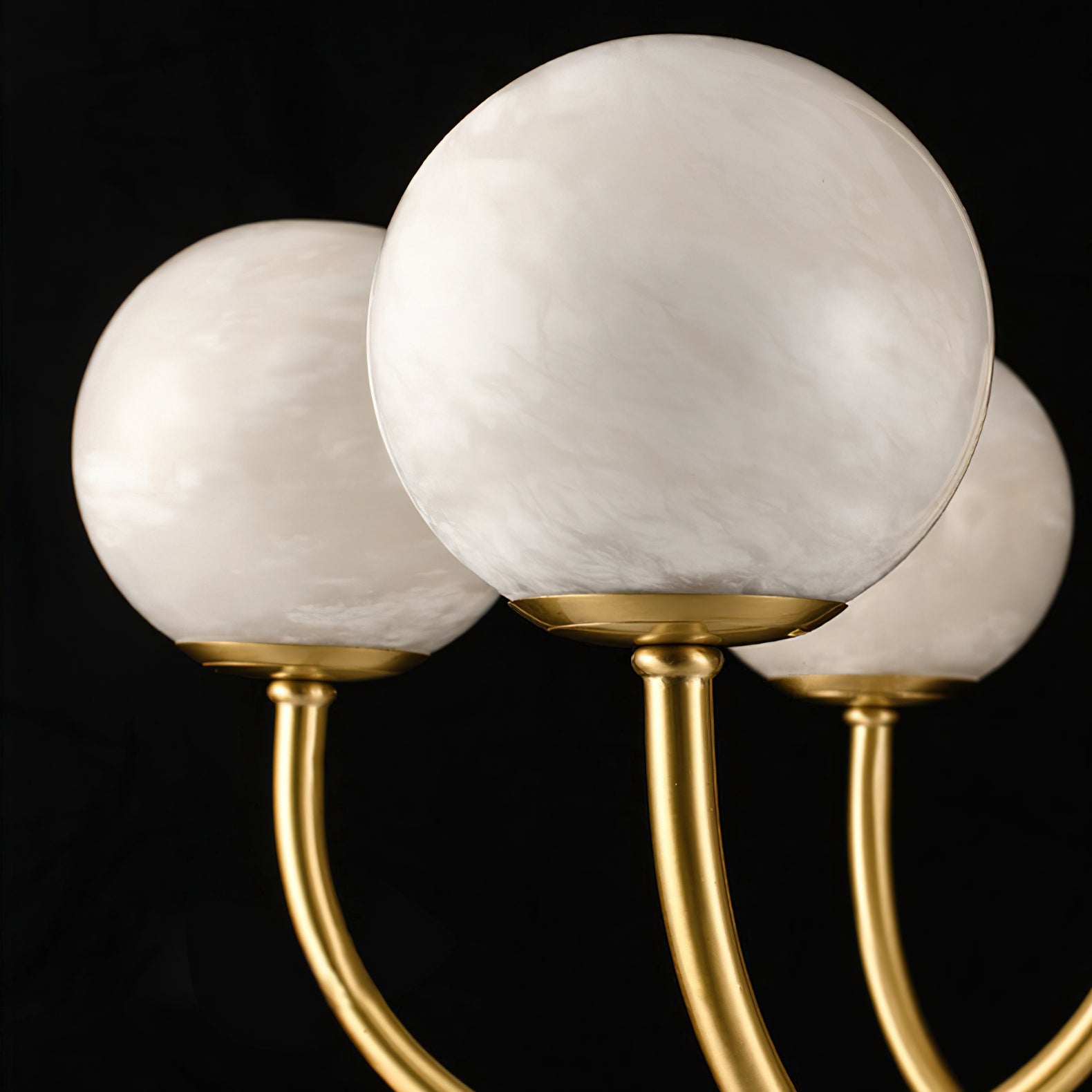 Mjolkuvys Modern Minimalist Globe Brass Alabaster Chandelier - Neutralighting