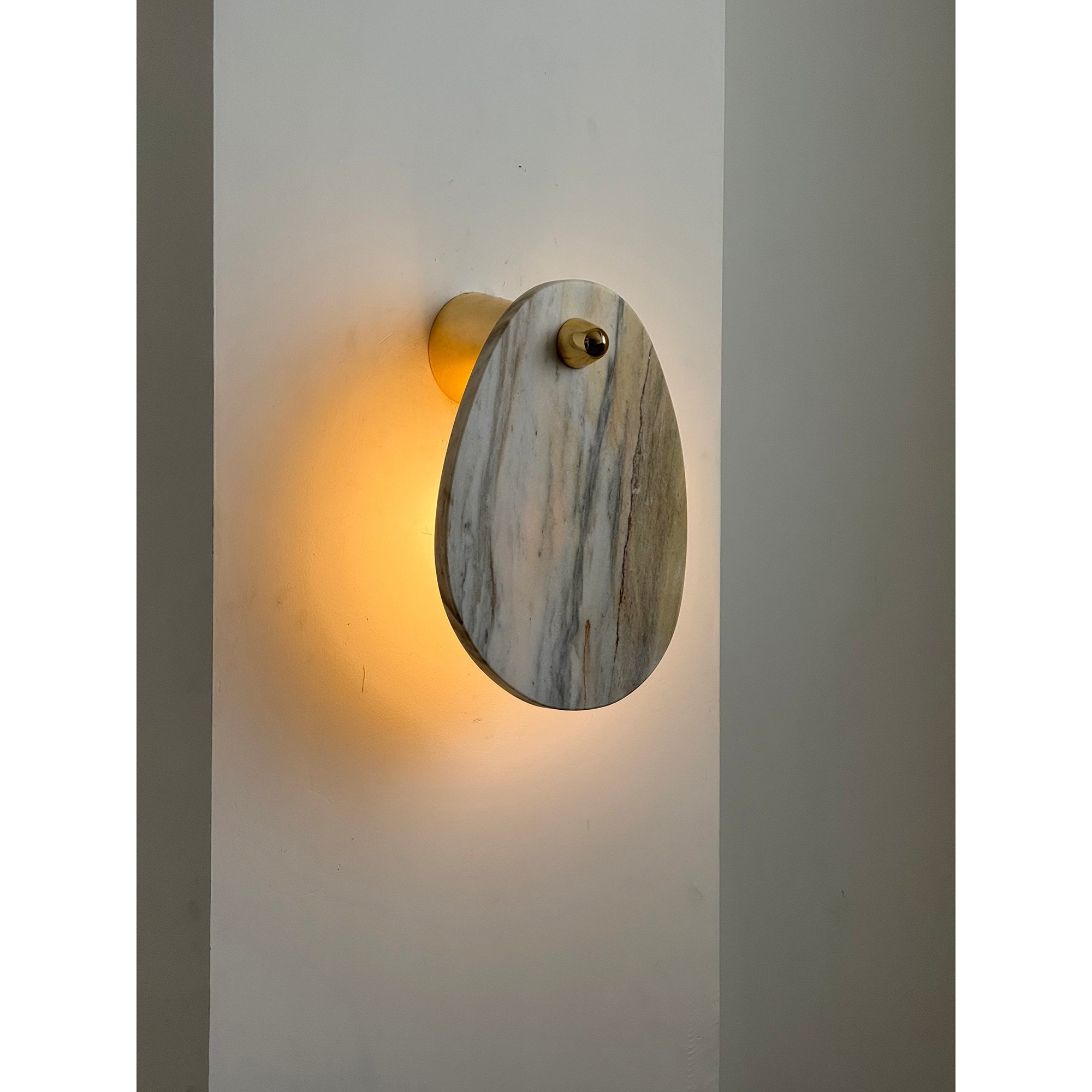 Norduvys Modern Luxurious Metal Marble Wall Lamp - Neutralighting