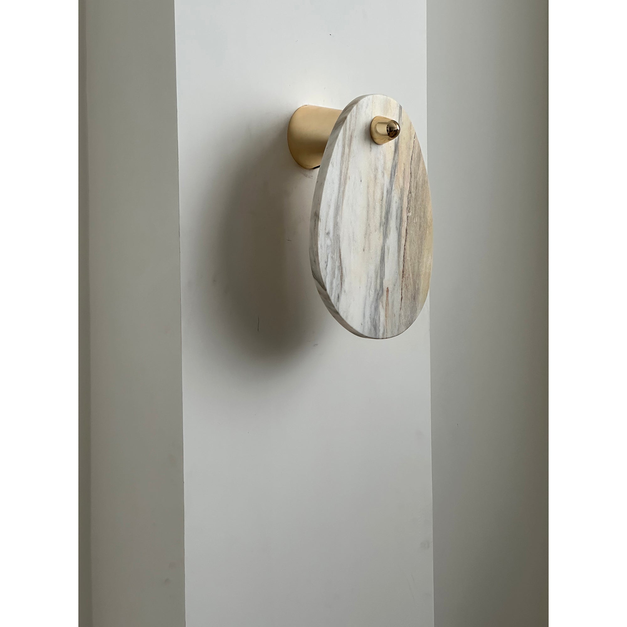 Norduvys Modern Luxurious Metal Marble Wall Lamp - Neutralighting