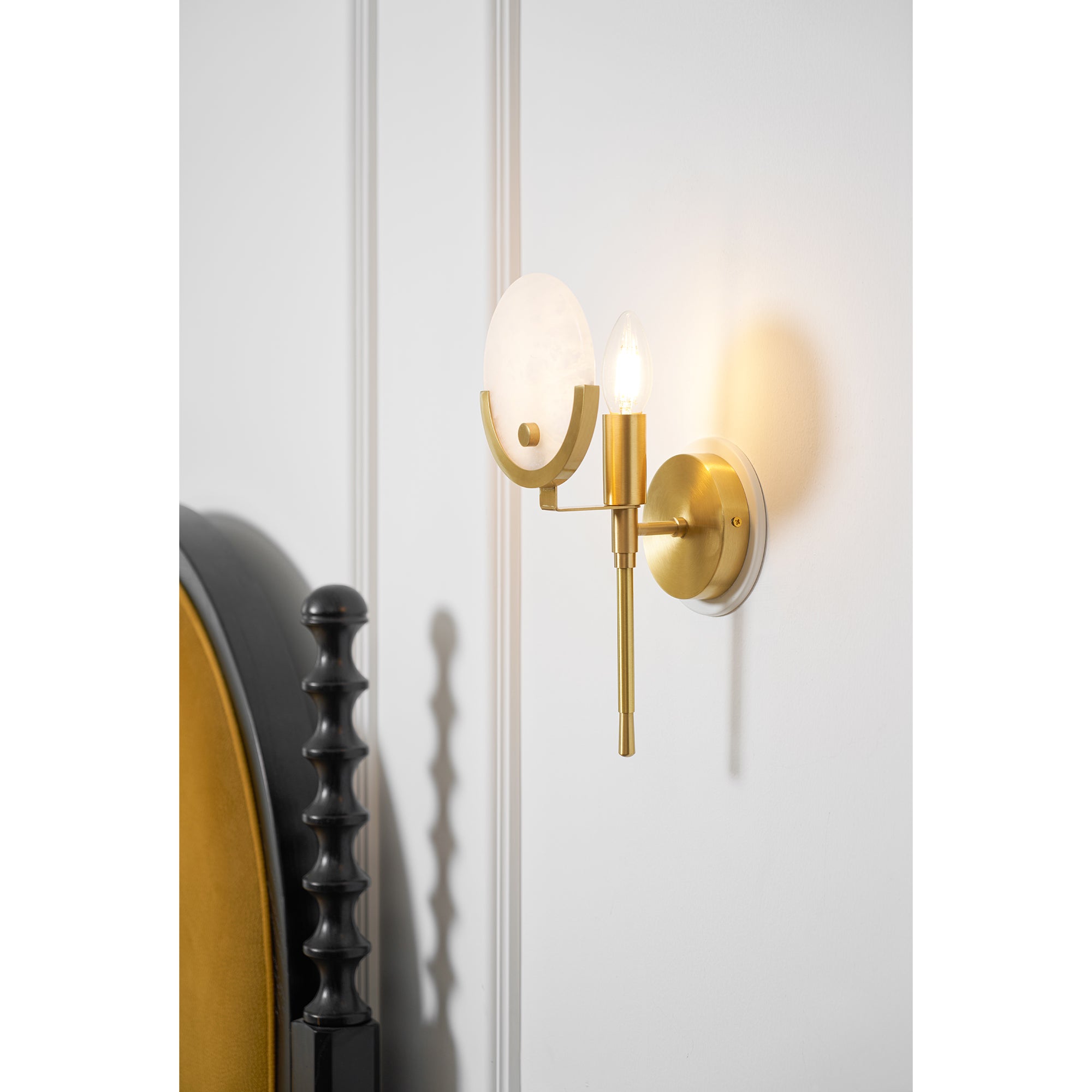 Ljomuvyo Modern Minimalist Brass Alabaster Sconce Wall Lamp - Neutralighting