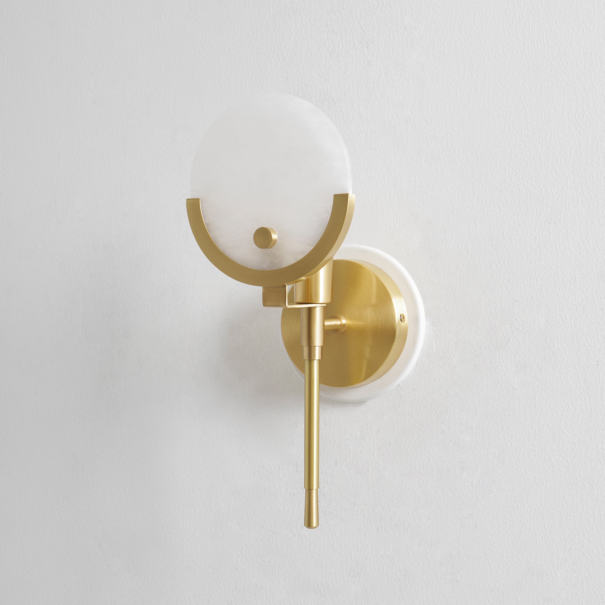 Ljomuvyo Modern Minimalist Brass Alabaster Sconce Wall Lamp - Neutralighting