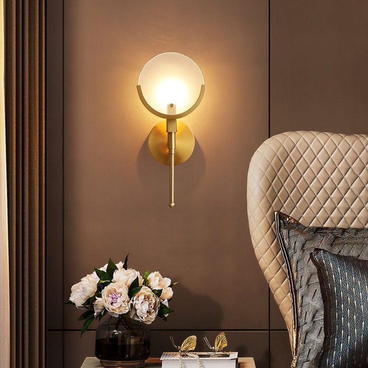 Bravi Brass Sconce Alabaster - Neutralighting