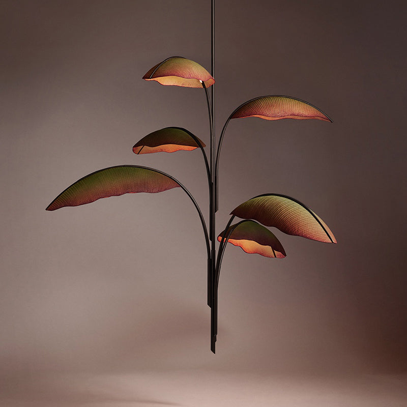 Rauduvyu Modern Minimalist Leaf Black Metal Chandelier - Neutralighting