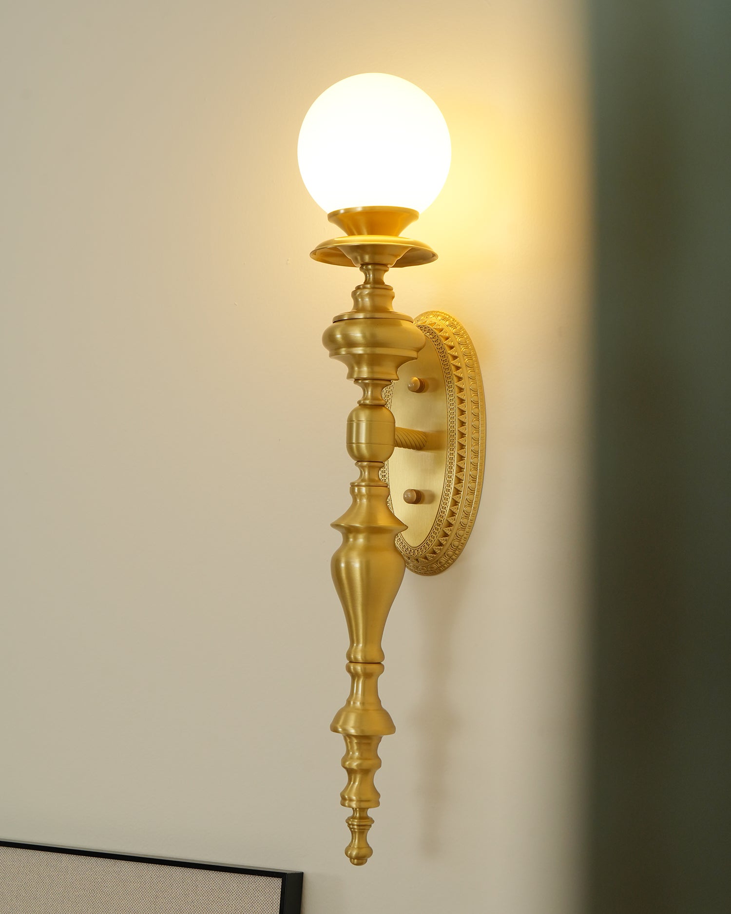 Wall Lamp Sculpted Brass Body Globe Shade Classic Elegant Statement - Neutralighting