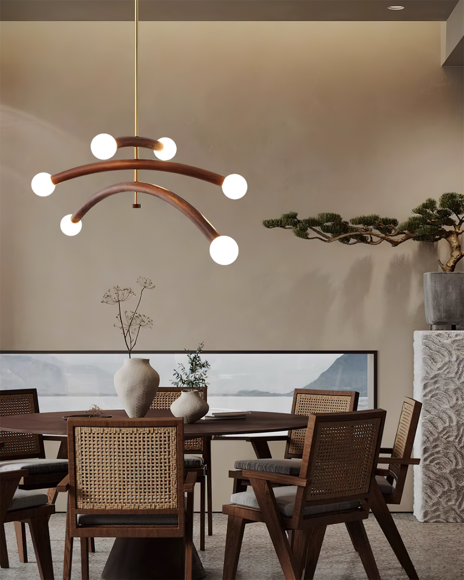 Aurevia Arc Globe Chandelier - Neutralighting