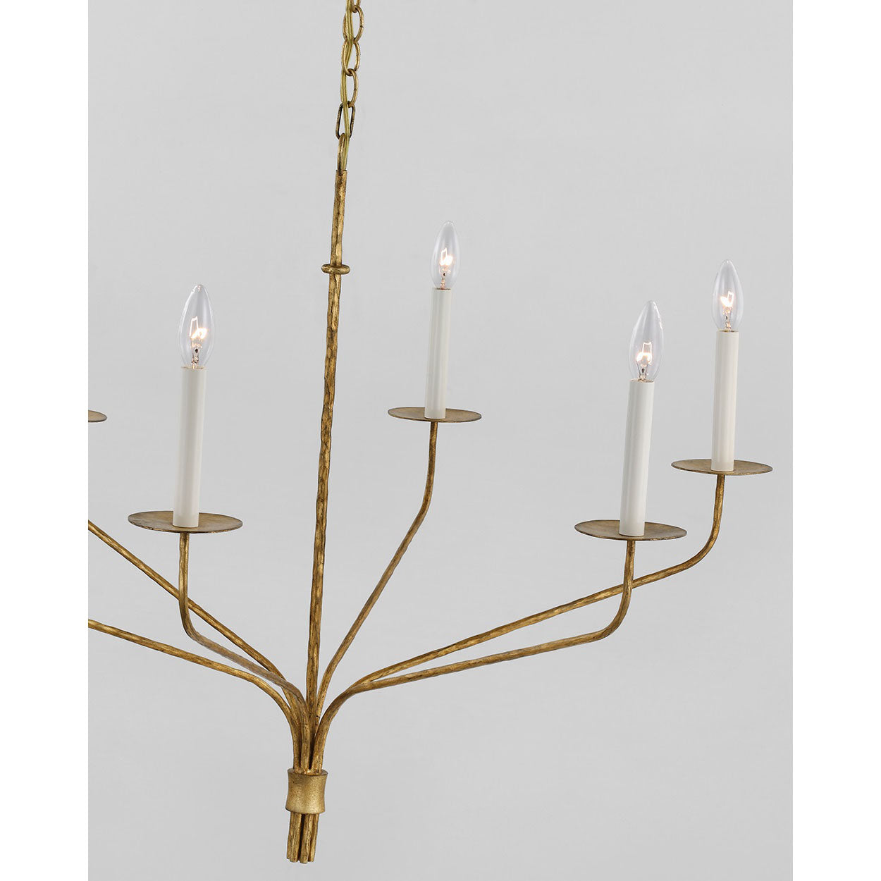 Caeluvyh Vintage Industrial Black Metal Chandelier - Neutralighting