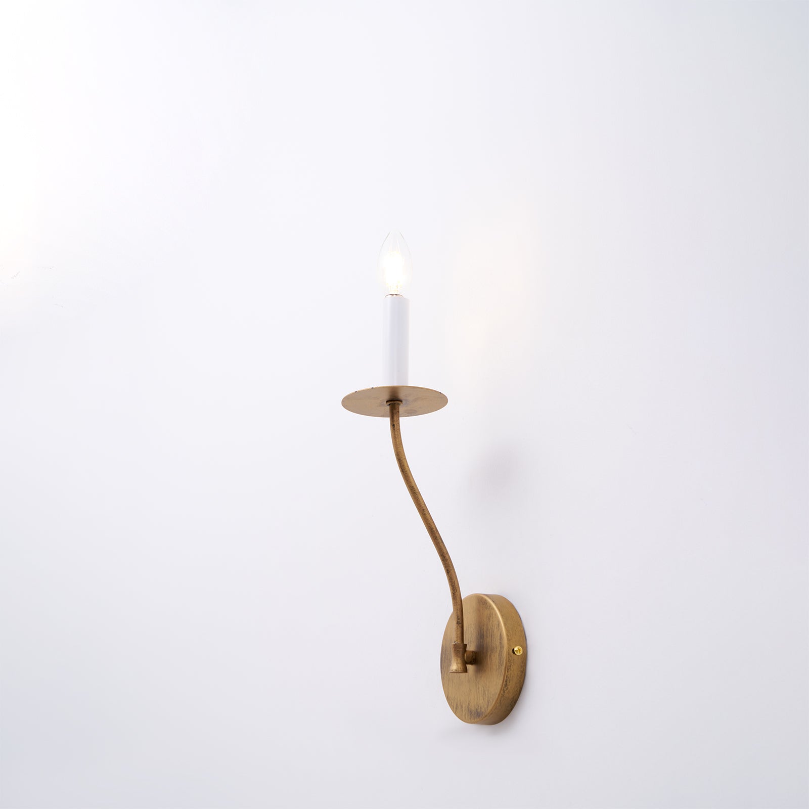 Eirikuvyh Modern Minimalist Vintage Industrial Metal Wall Lamp - Neutralighting