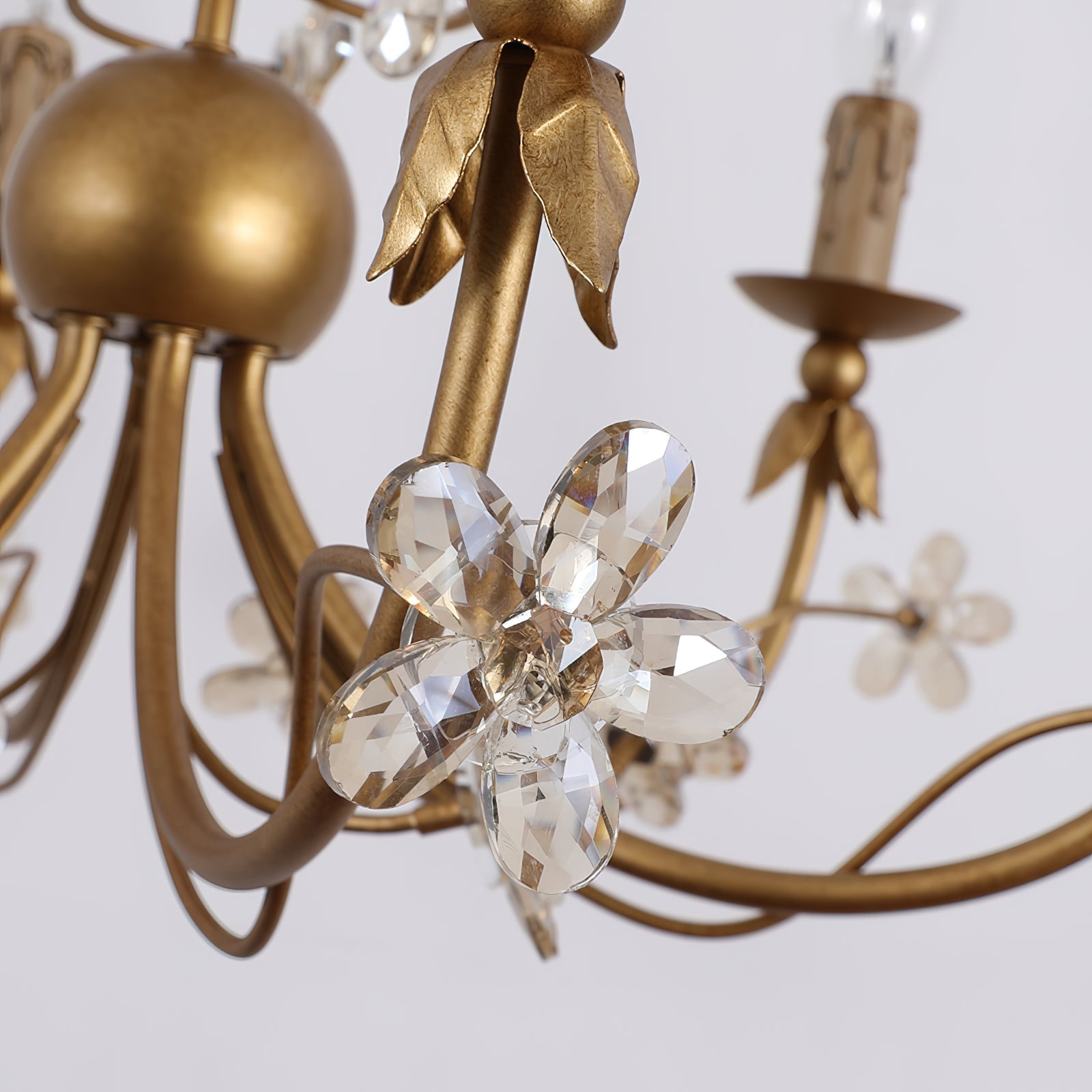 Ornuvyu Postmodern Luxury Clear Metal Crystal Chandelier - Neutralighting