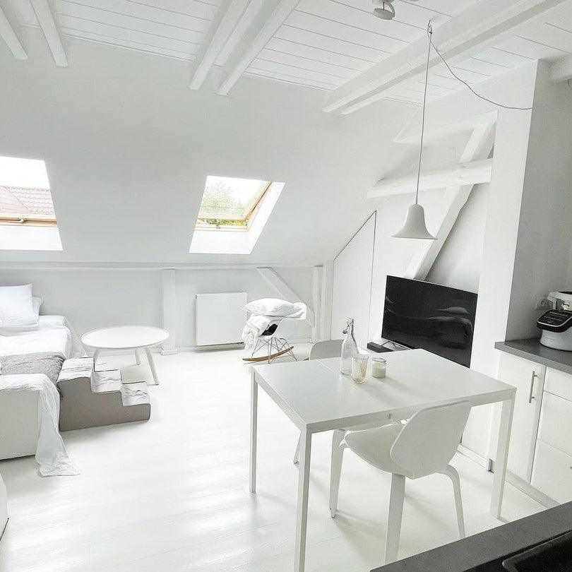 Nevin Minimalist Bell Shade Pendant Light - Neutralighting
