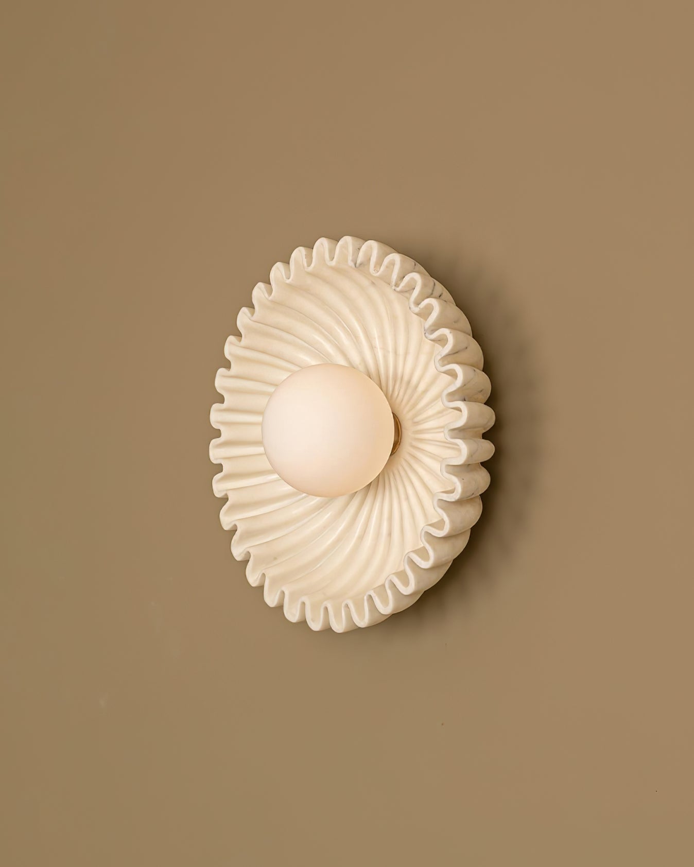Wall Lamp Ceramics and Glass Dark Green White Black Beige Sculptural - Neutralighting