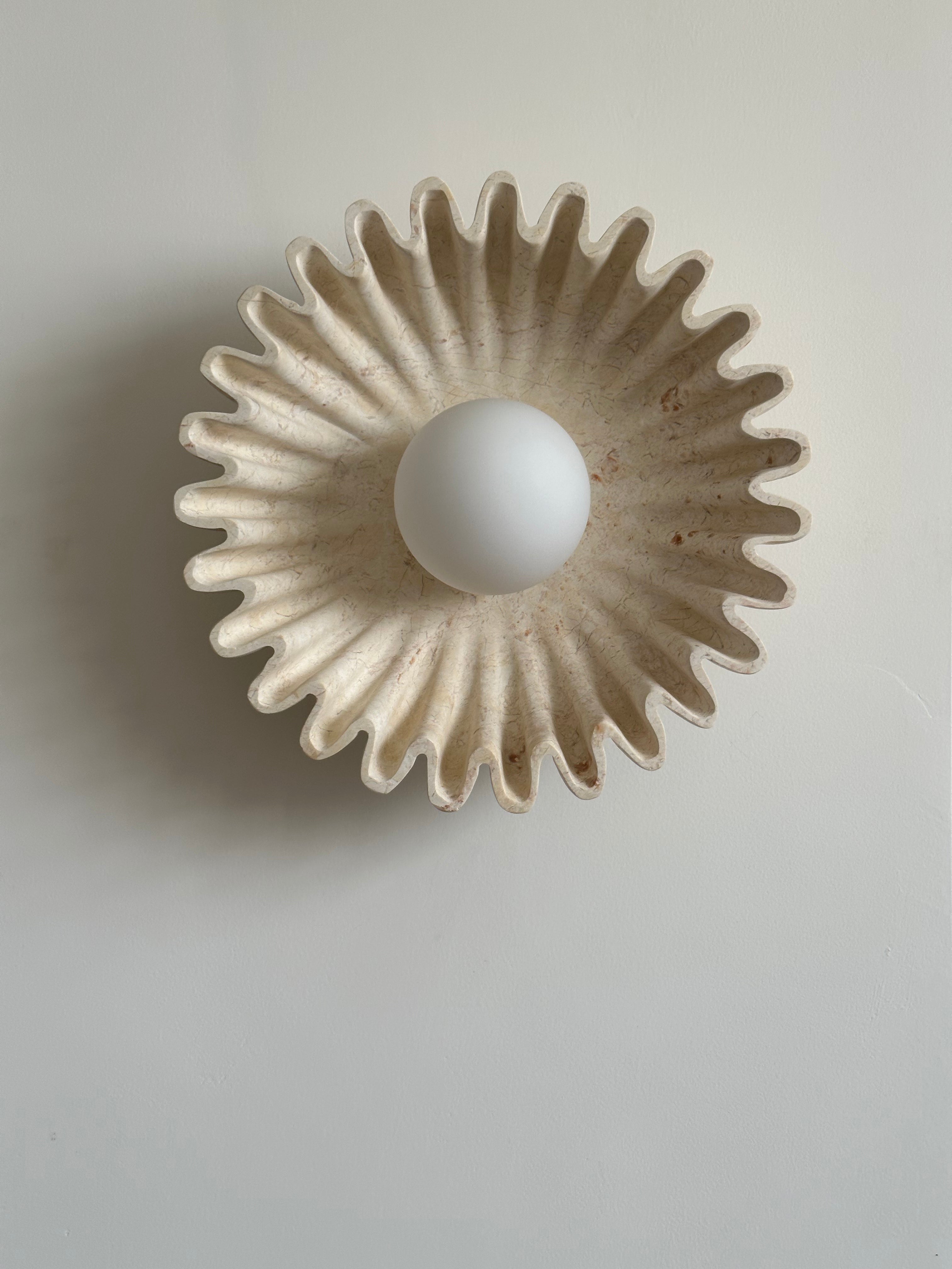Wall Lamp Ceramics and Glass Dark Green White Black Beige Sculptural - Neutralighting