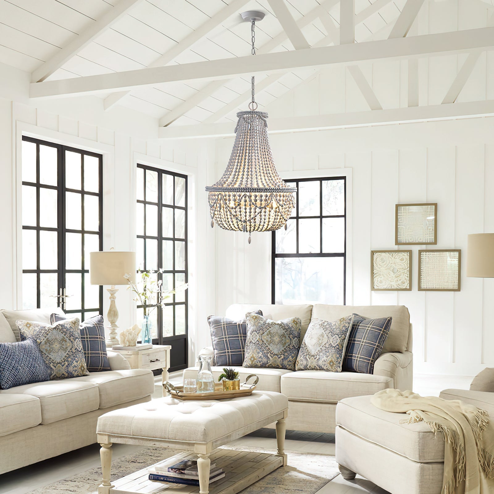 Eirikuvyu Postmodern Luxury Bead Metal Wood Chandelier - Neutralighting