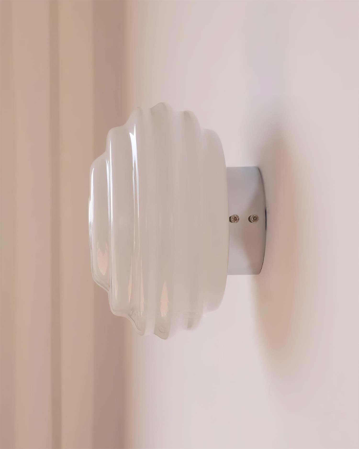 Duvia Rippled Glass Wall Lamp - Neutralighting