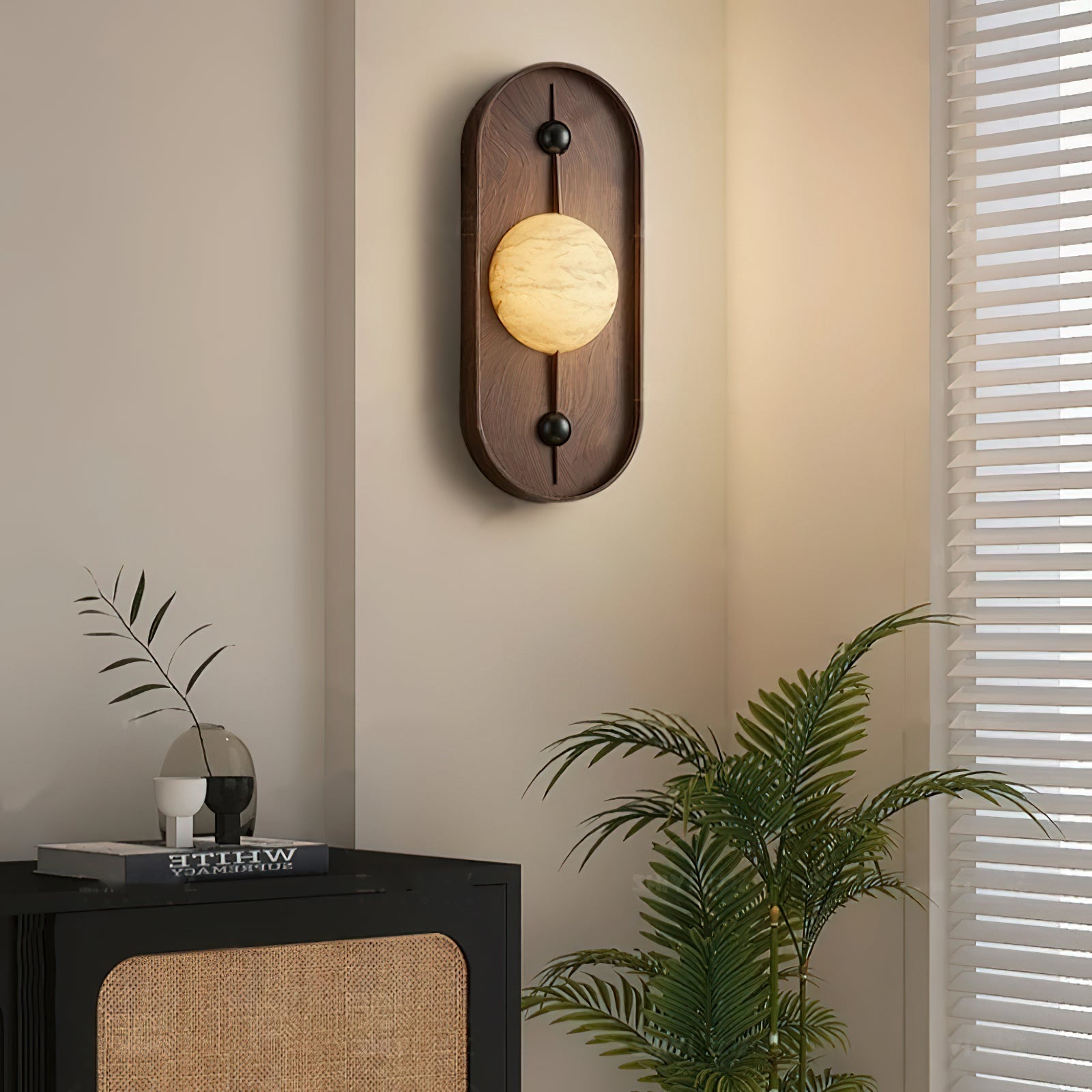 Gloruvyu Individual Creativity Metal Alabaster Wall Lamp - Neutralighting