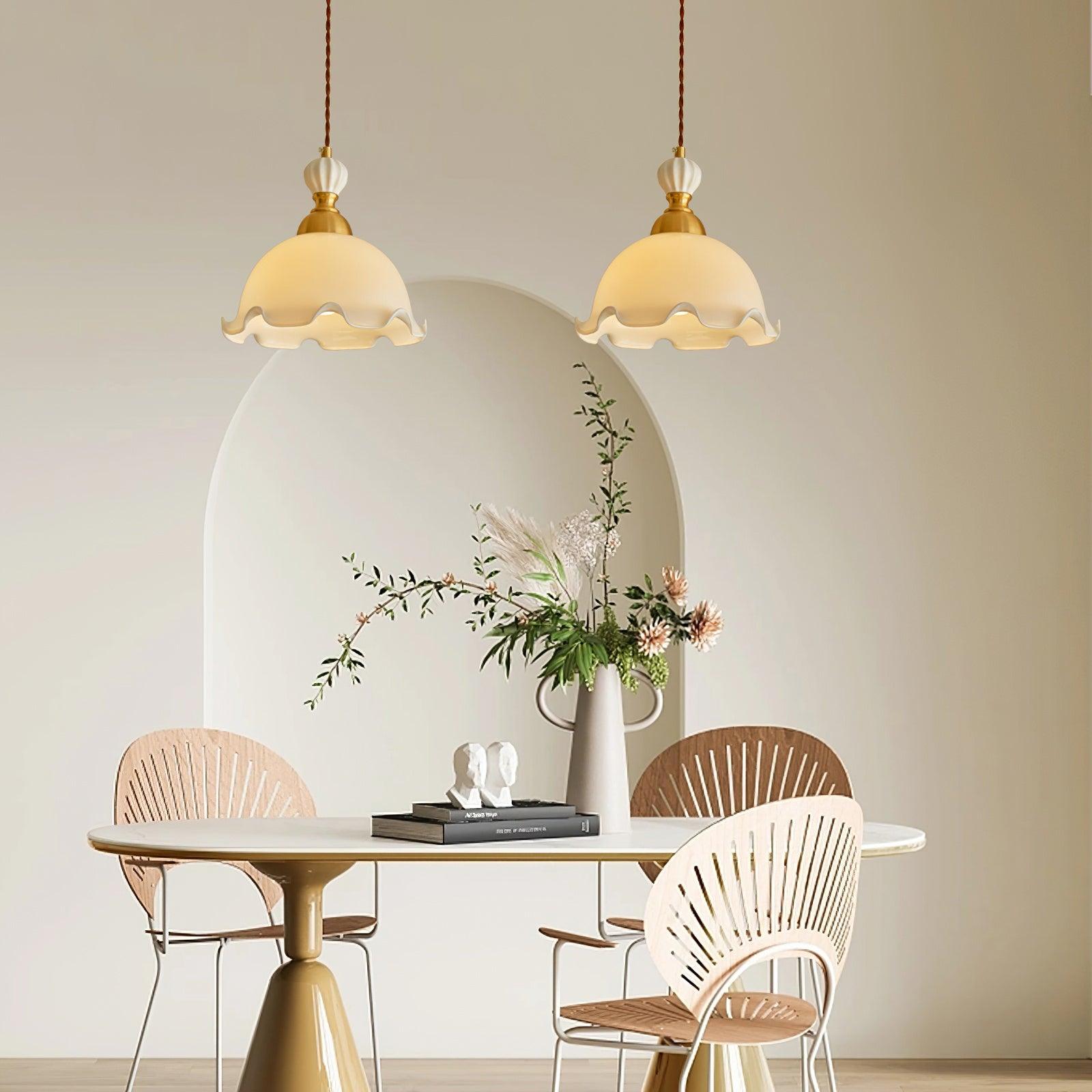 Pendant Lamp Wavy Edge Glass Shade Soft Glow Vintage Romantic - Neutralighting