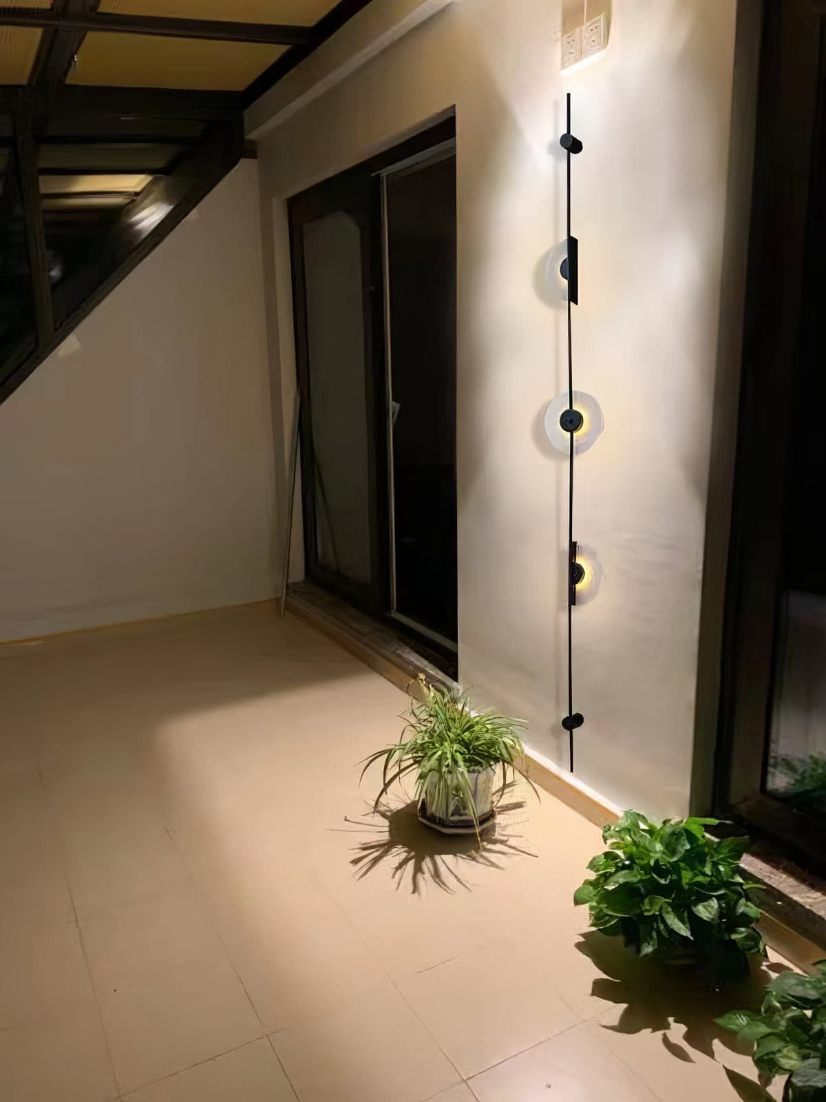 Slender Wall Lamp Alabaster Modern Minimalist - Neutralighting