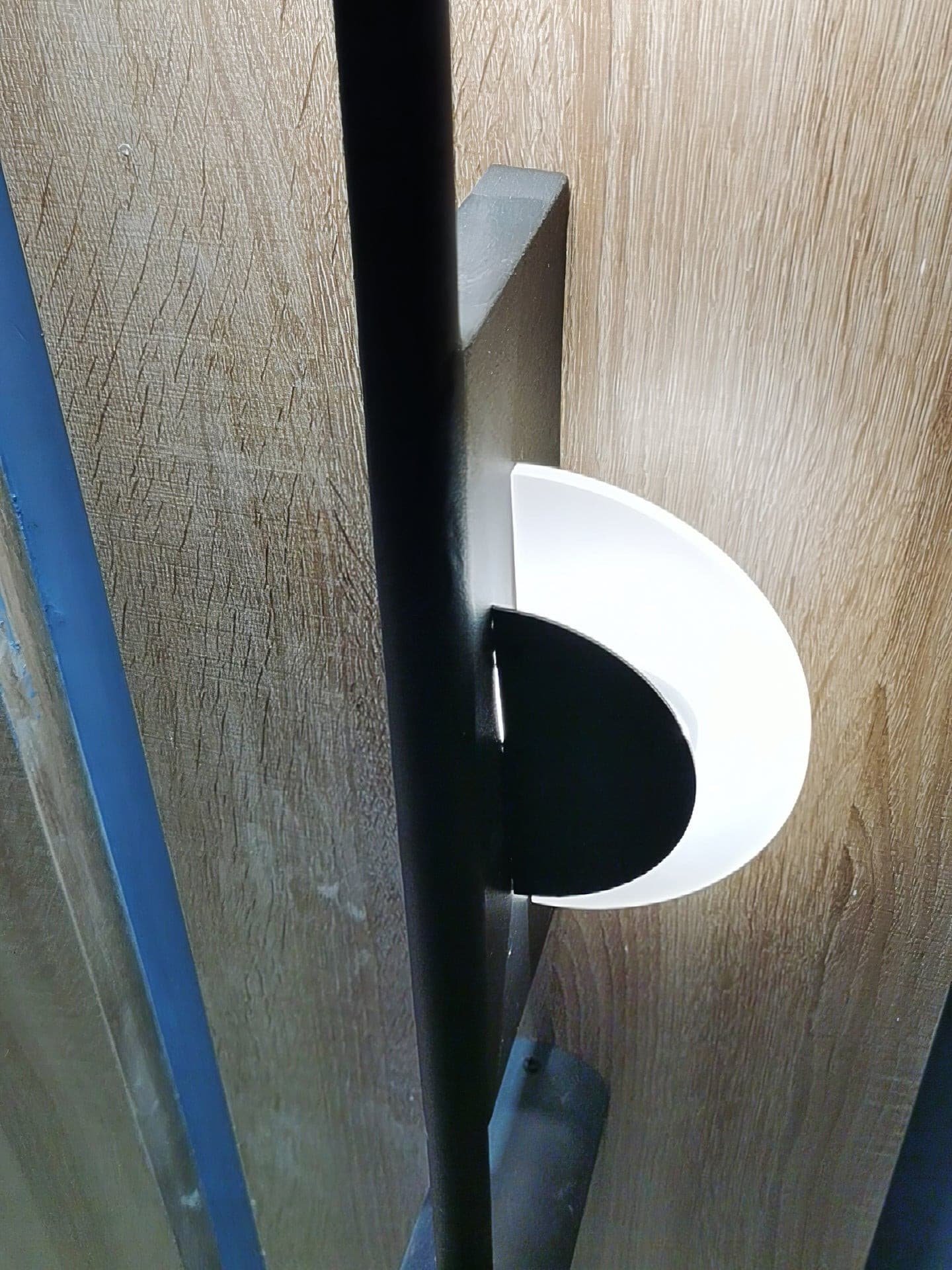 Slender Wall Lamp Alabaster Modern Minimalist - Neutralighting