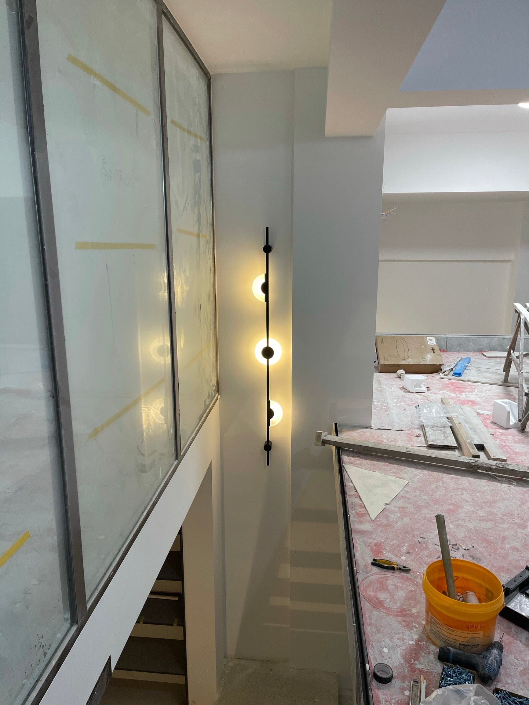 Slender Wall Lamp Alabaster Modern Minimalist - Neutralighting