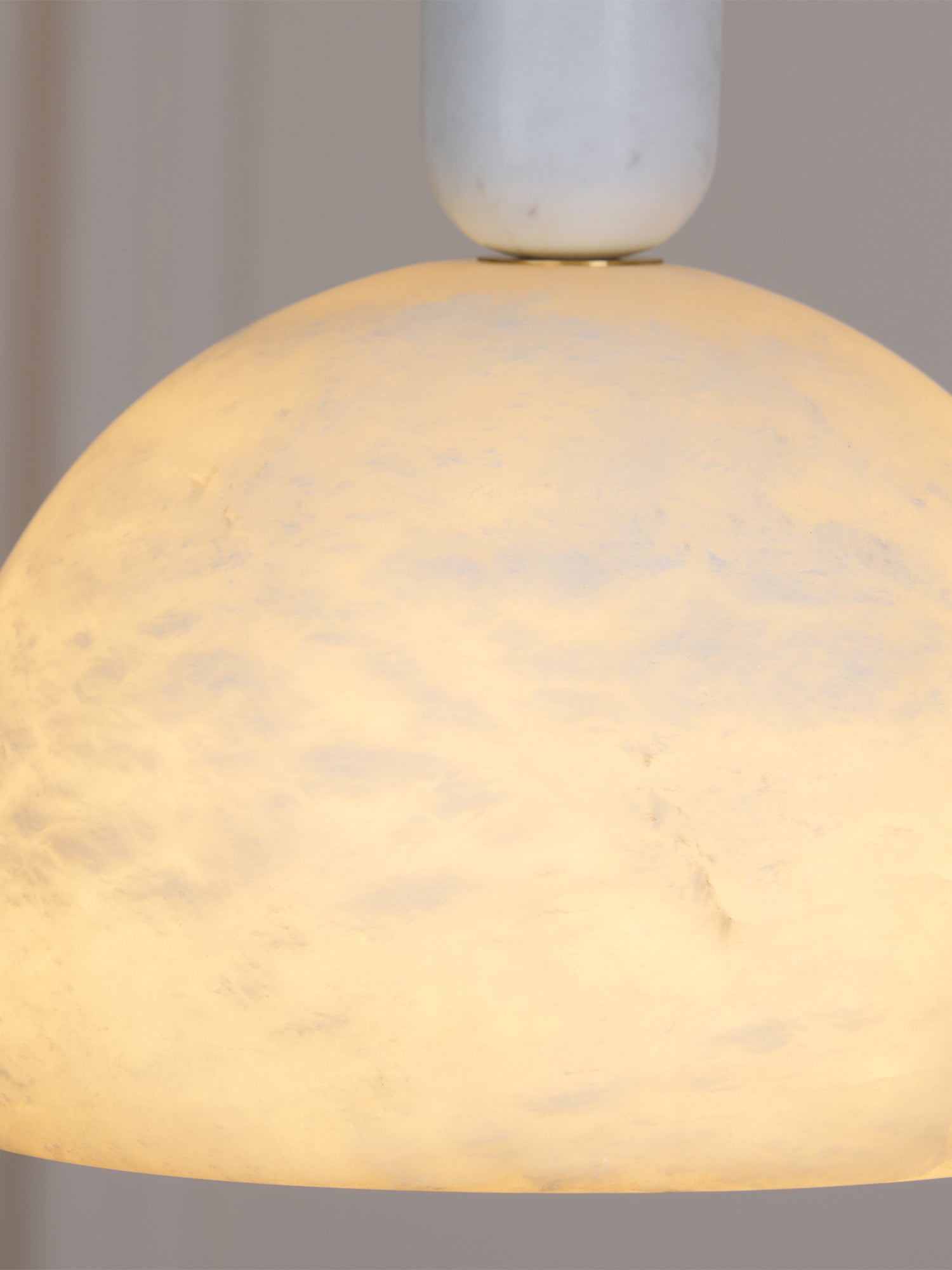 Culiror Minimalist Alabaster Pendant Light - Neutralighting