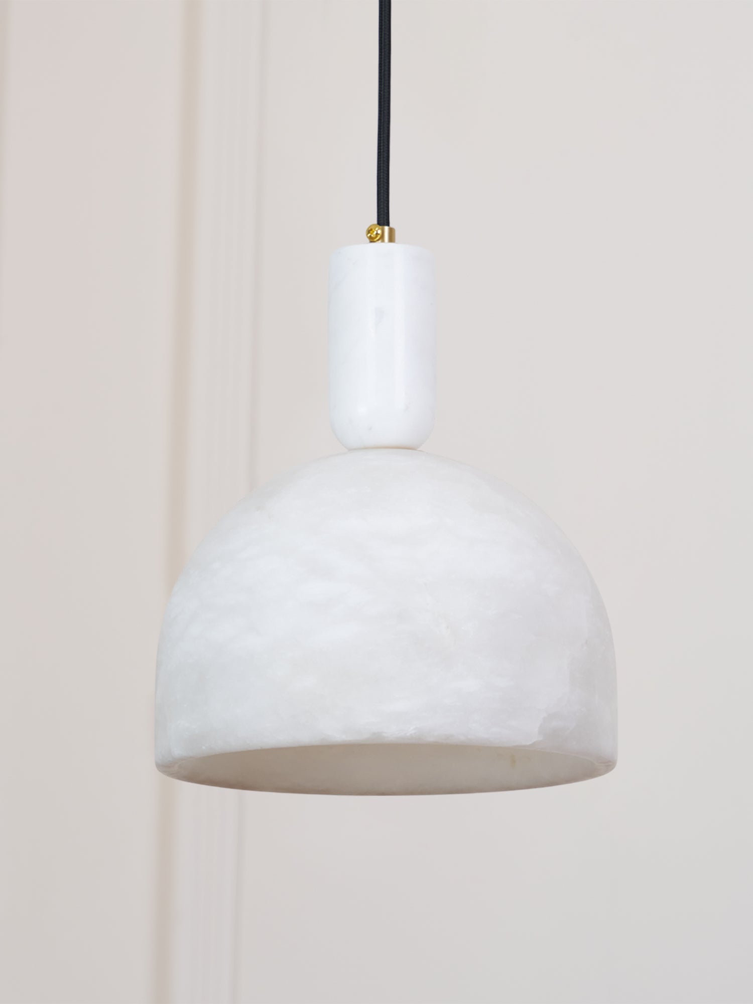Culiror Minimalist Alabaster Pendant Light - Neutralighting
