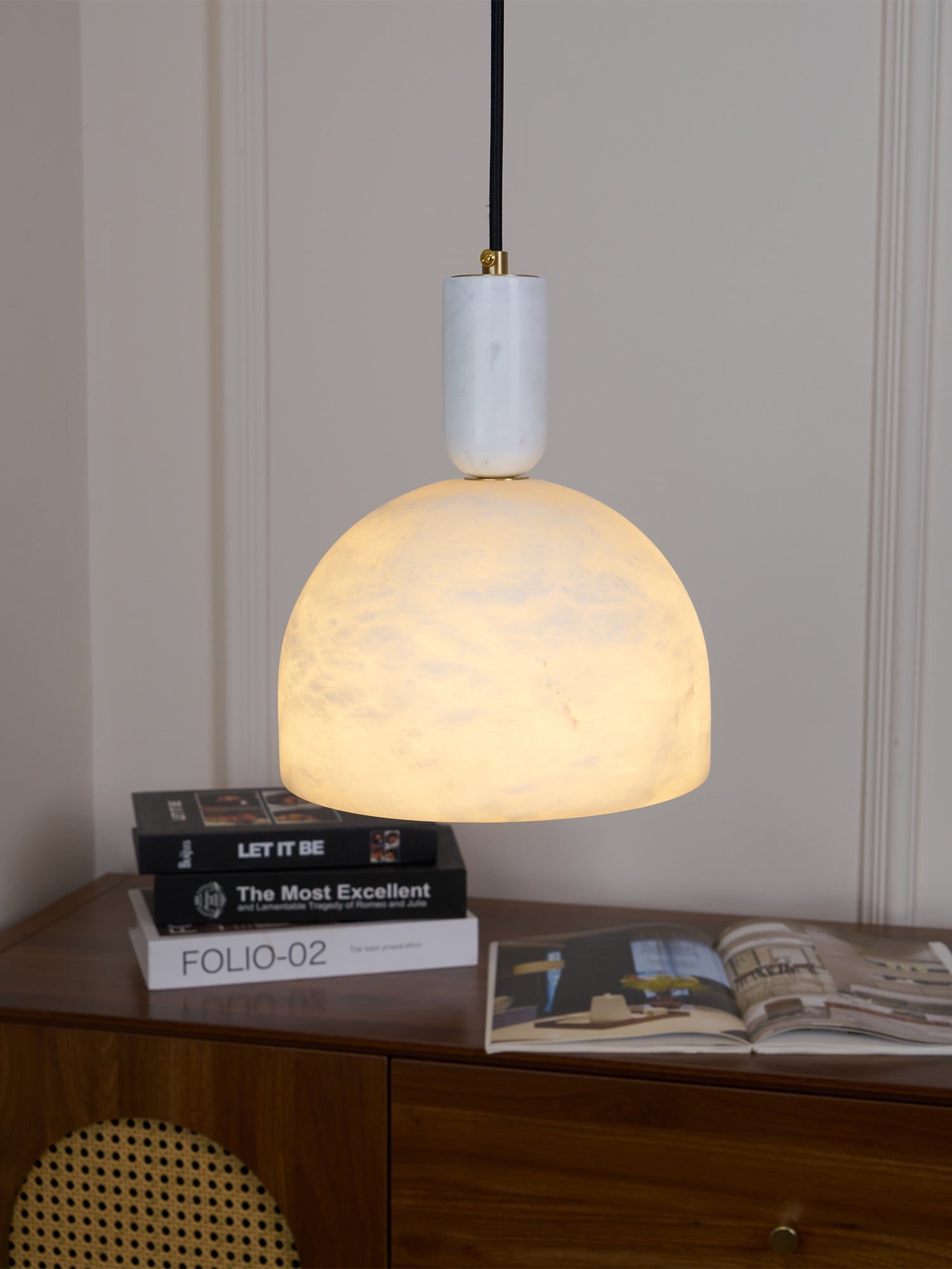 Culiror Minimalist Alabaster Pendant Light - Neutralighting