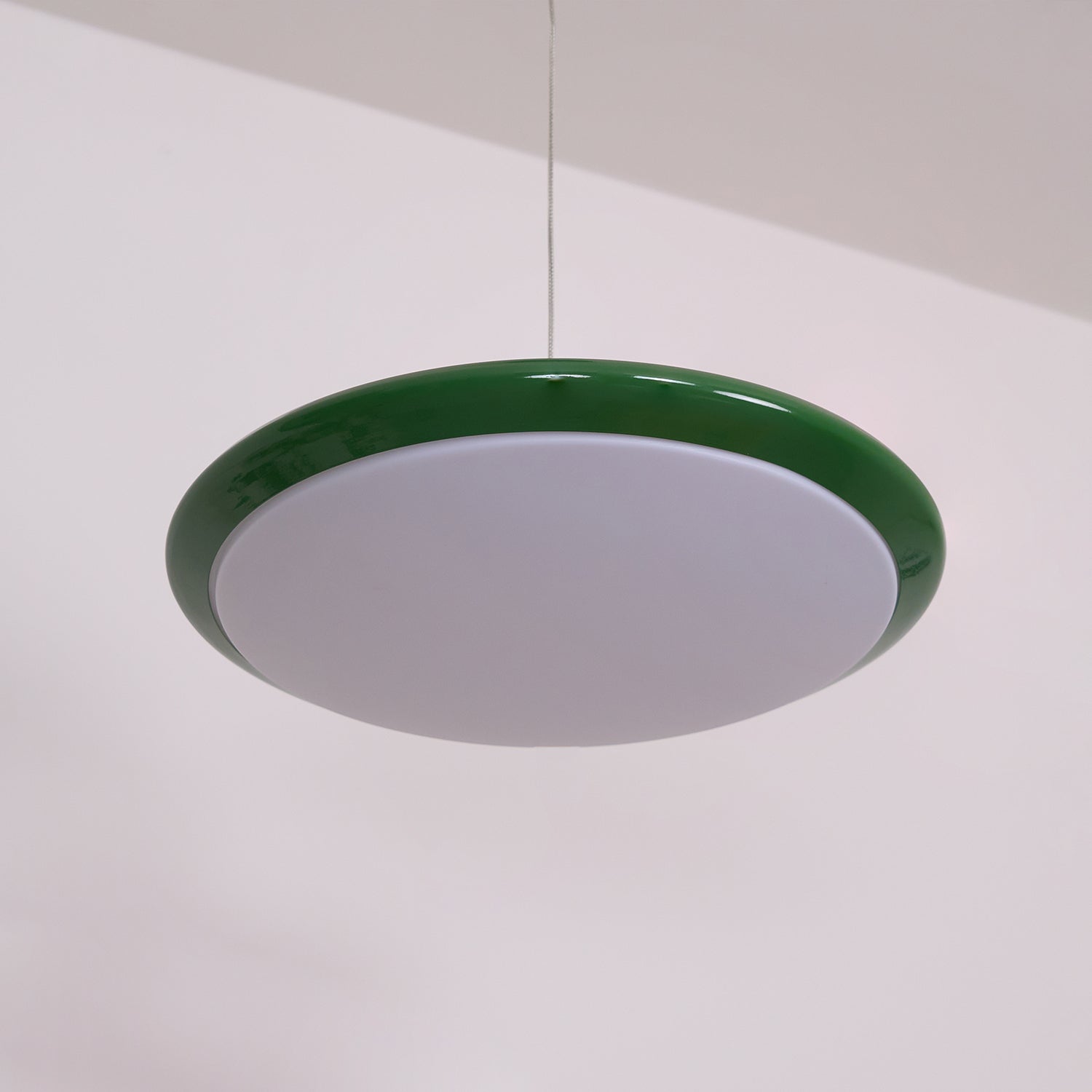 Pendant Lamp White Disc Green Trim Red Bold - Neutralighting