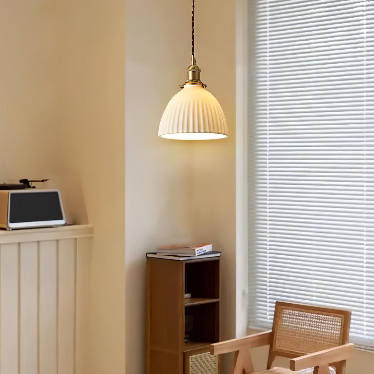 Ornoryra Vintage Glass Pendant Light - Neutralighting