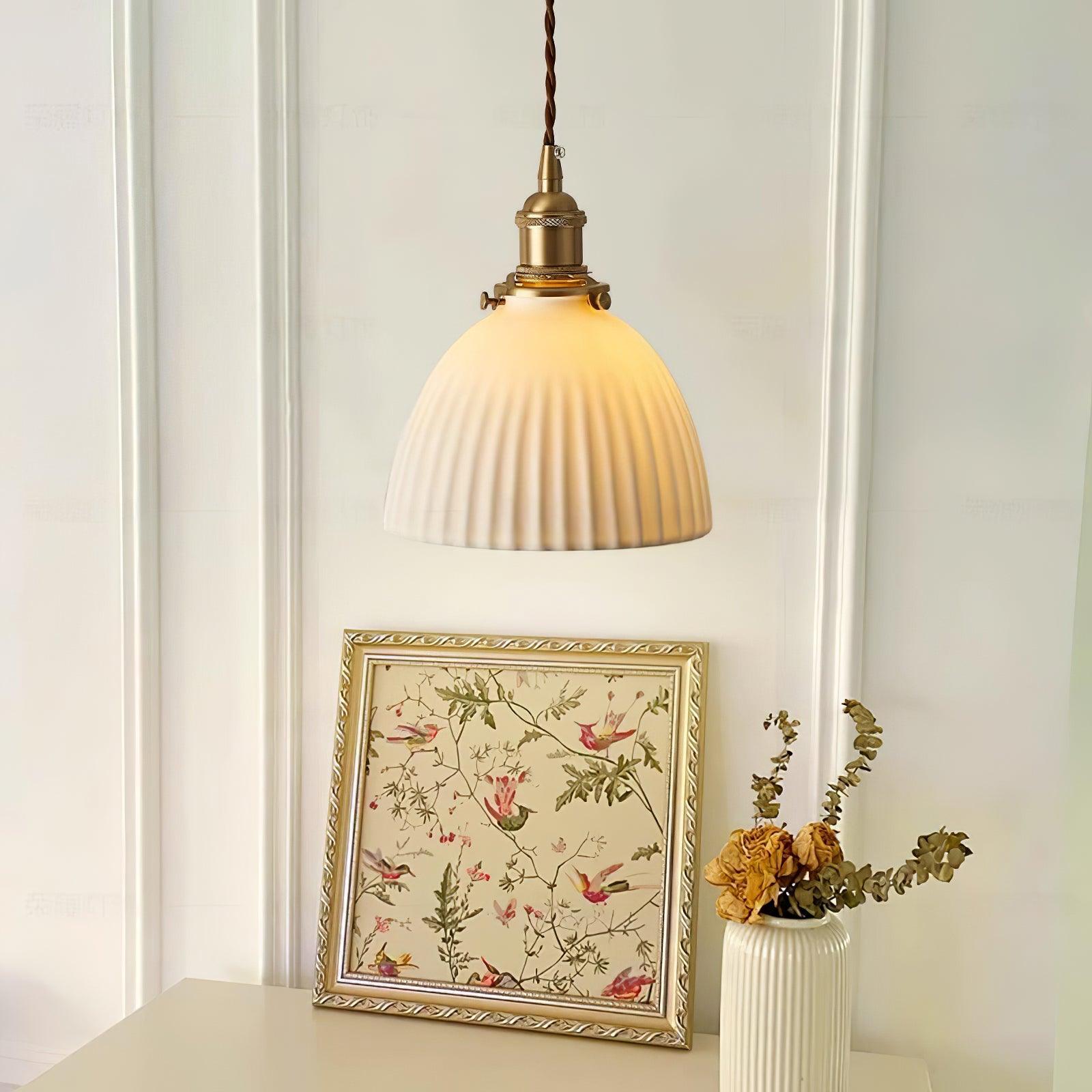 Ornoryra Vintage Glass Pendant Light - Neutralighting