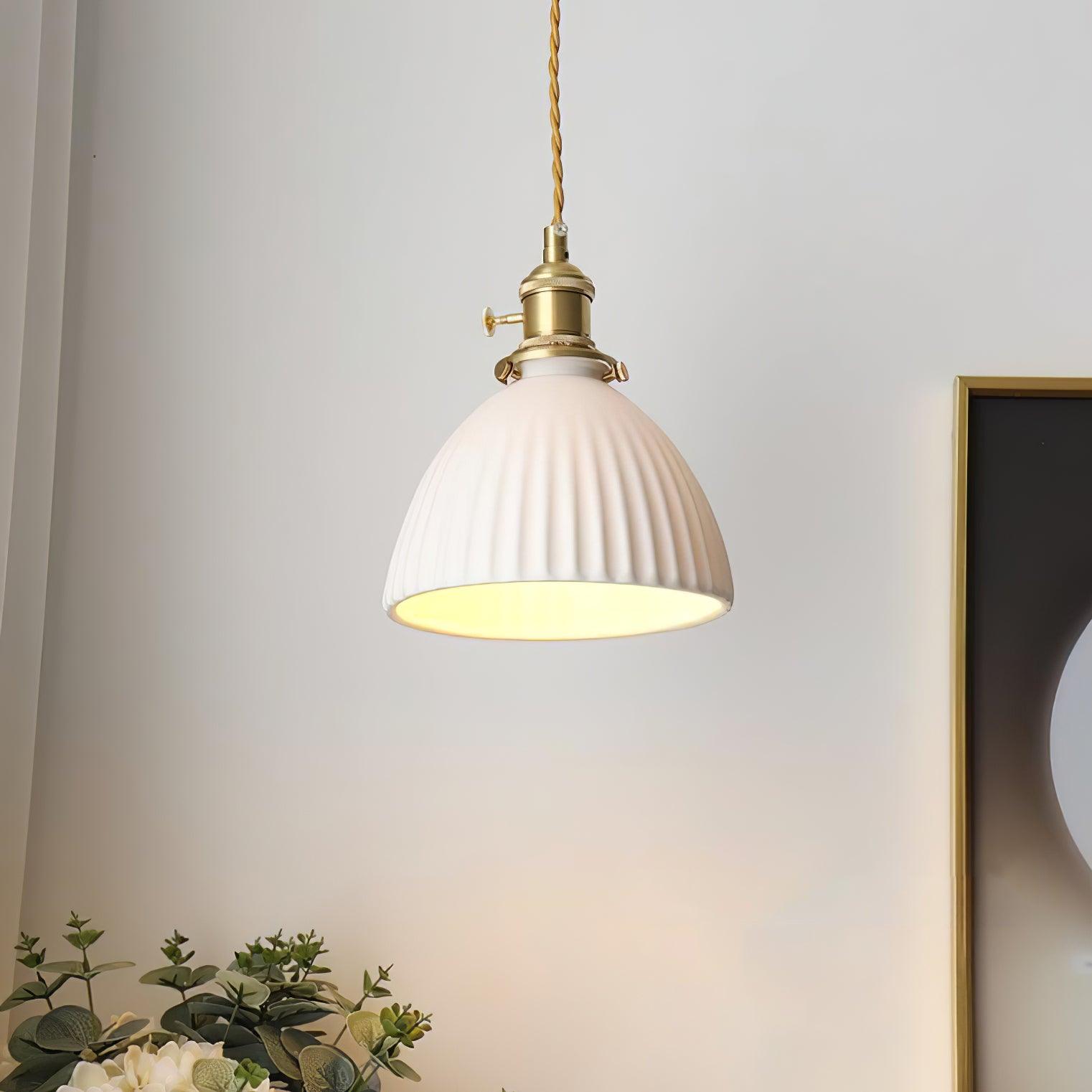 Ornoryra Vintage Glass Pendant Light - Neutralighting