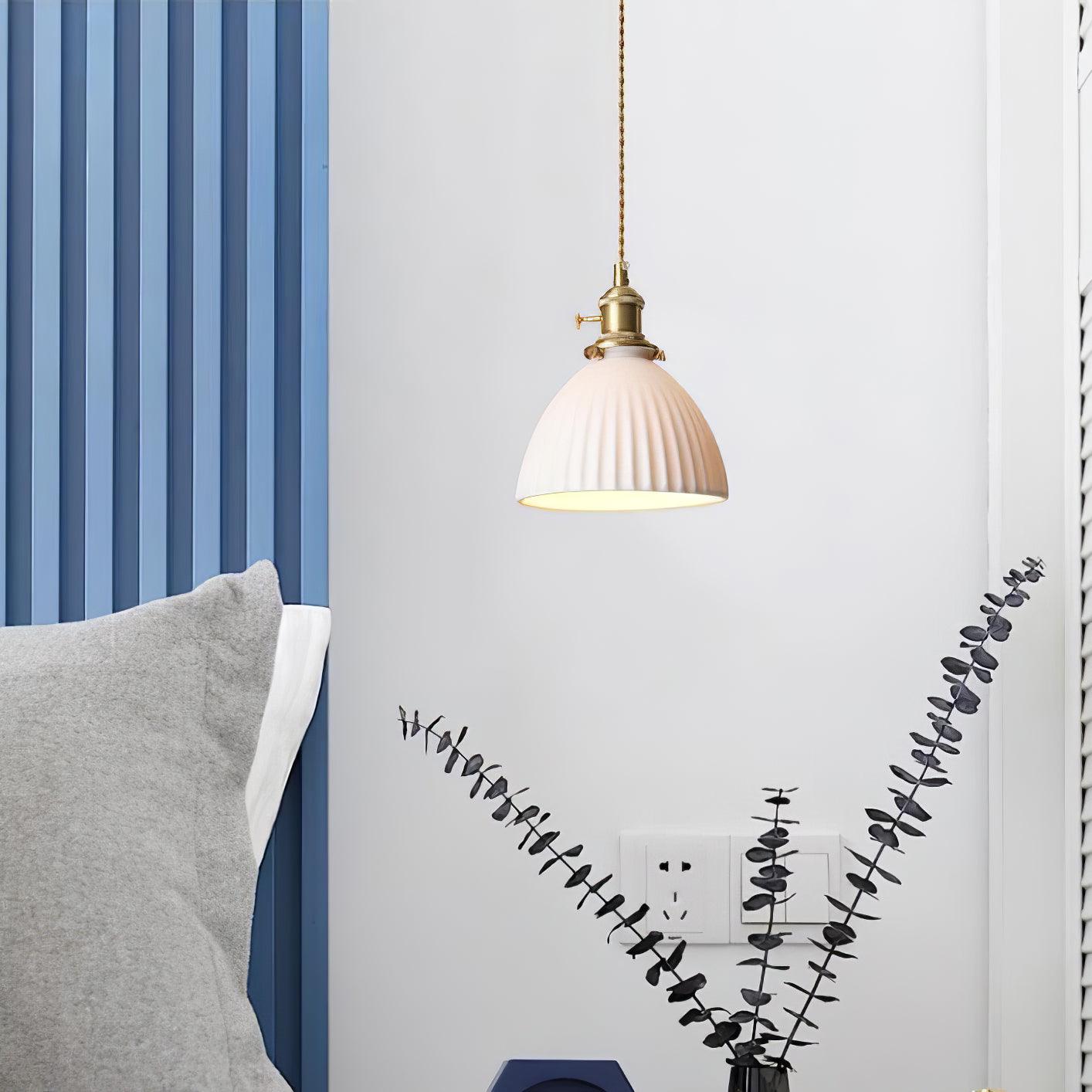 Ornoryra Vintage Glass Pendant Light - Neutralighting