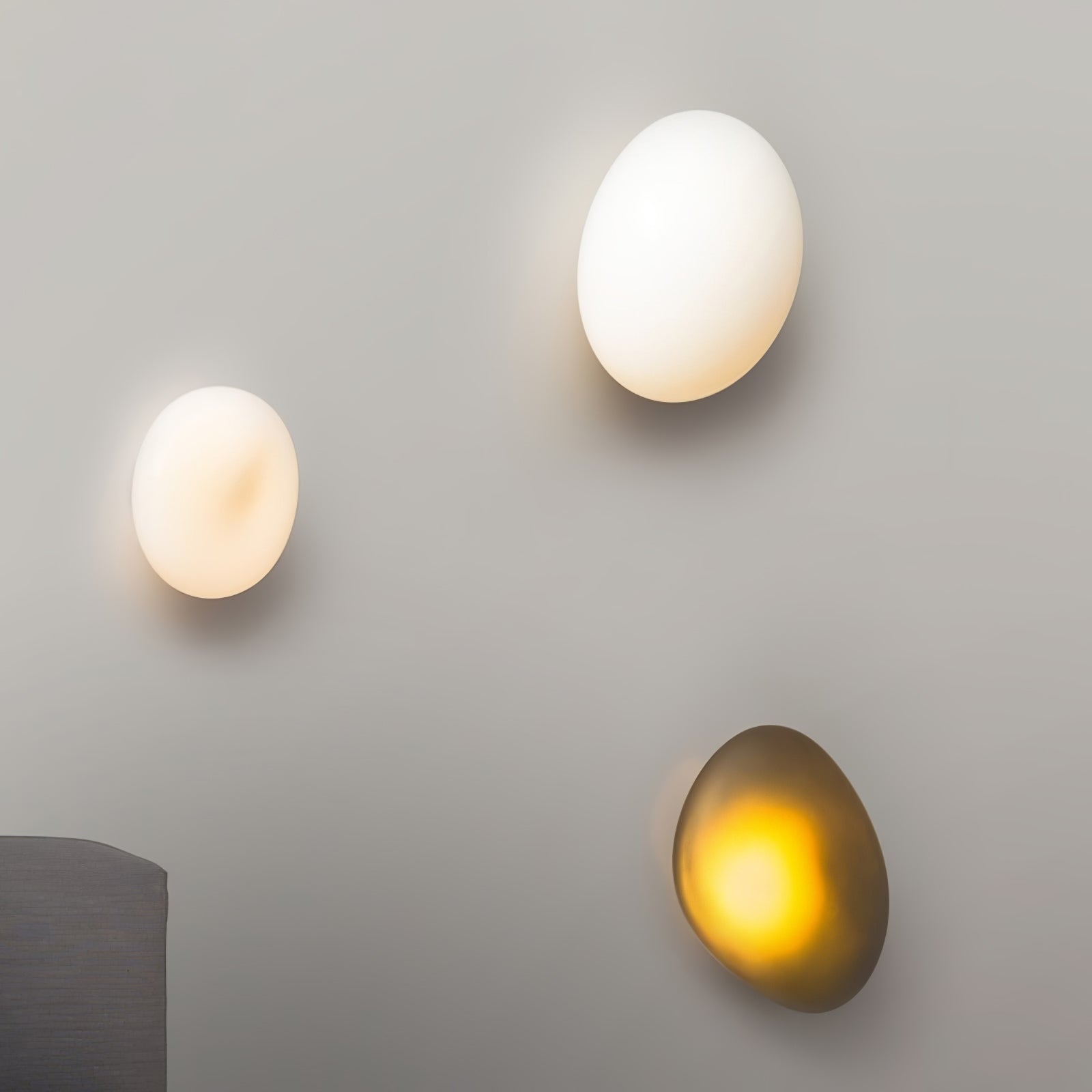 Ruvin Bubble Glass Wall Lamp - Neutralighting