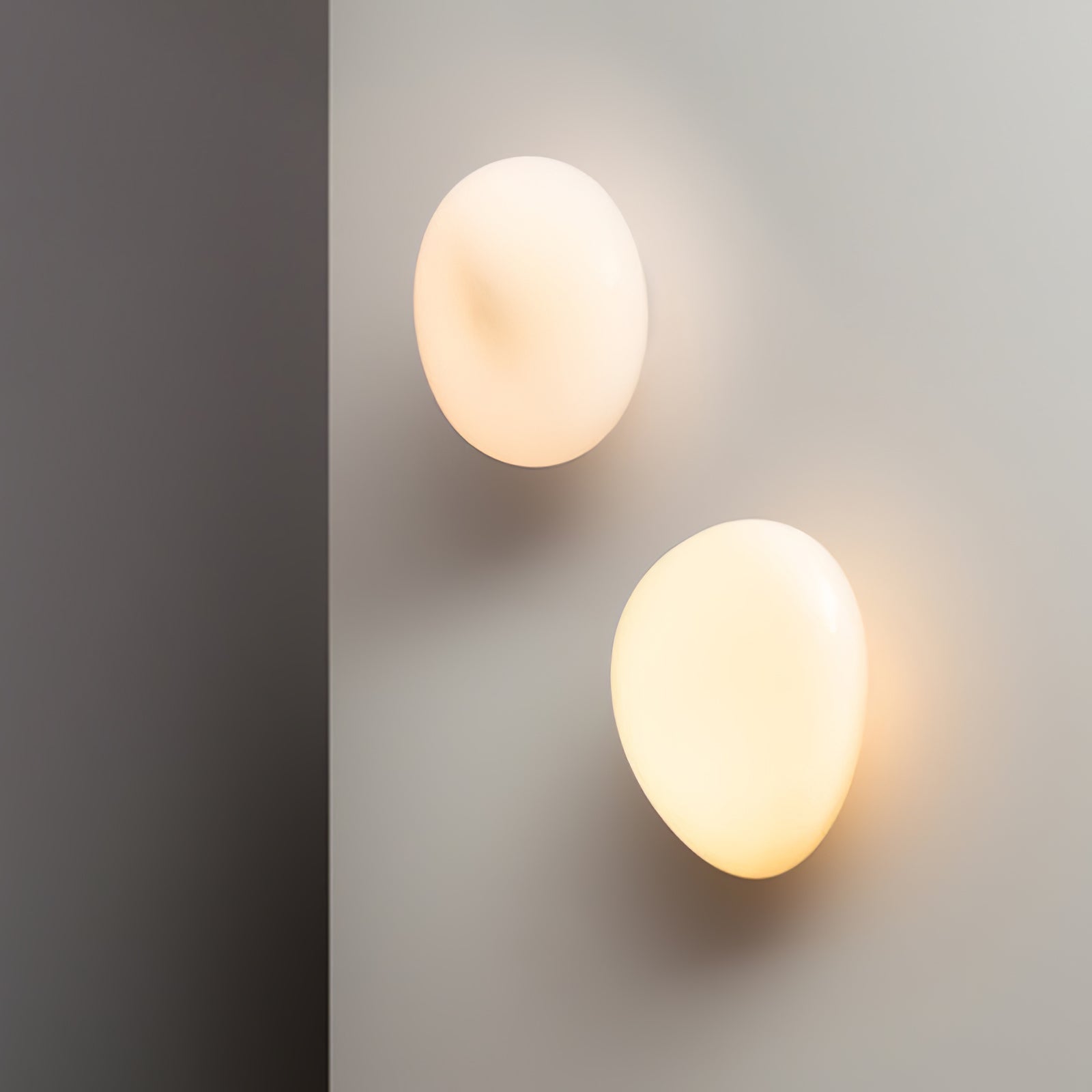 Ruvin Bubble Glass Wall Lamp - Neutralighting