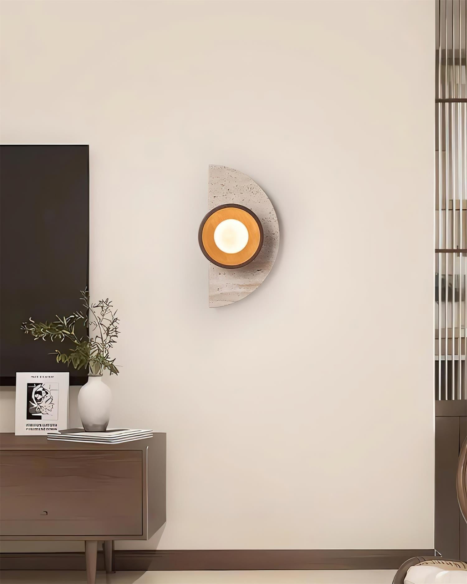 Solaro Wall Lamp Travertine Half-moon Design - Neutralighting