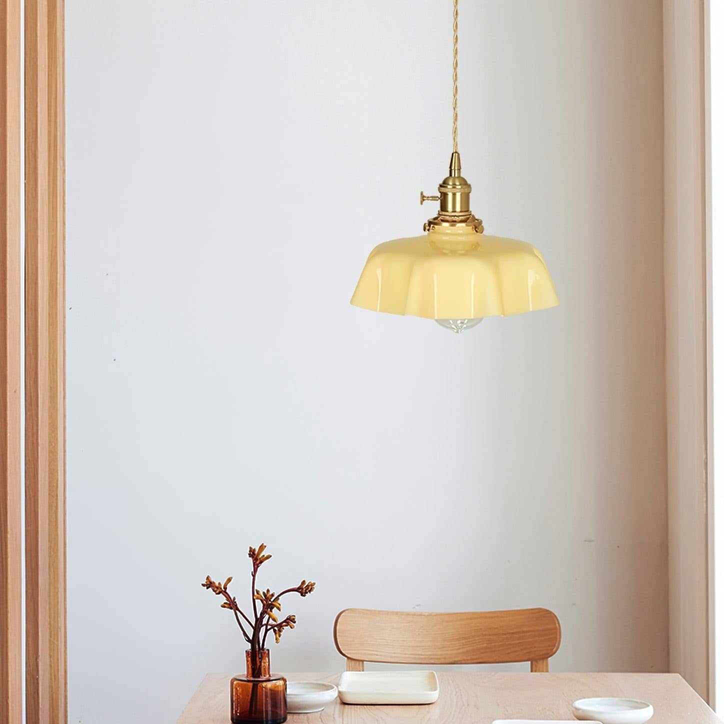 Civen Farmhouse Ruffled Pendant Light - Neutralighting