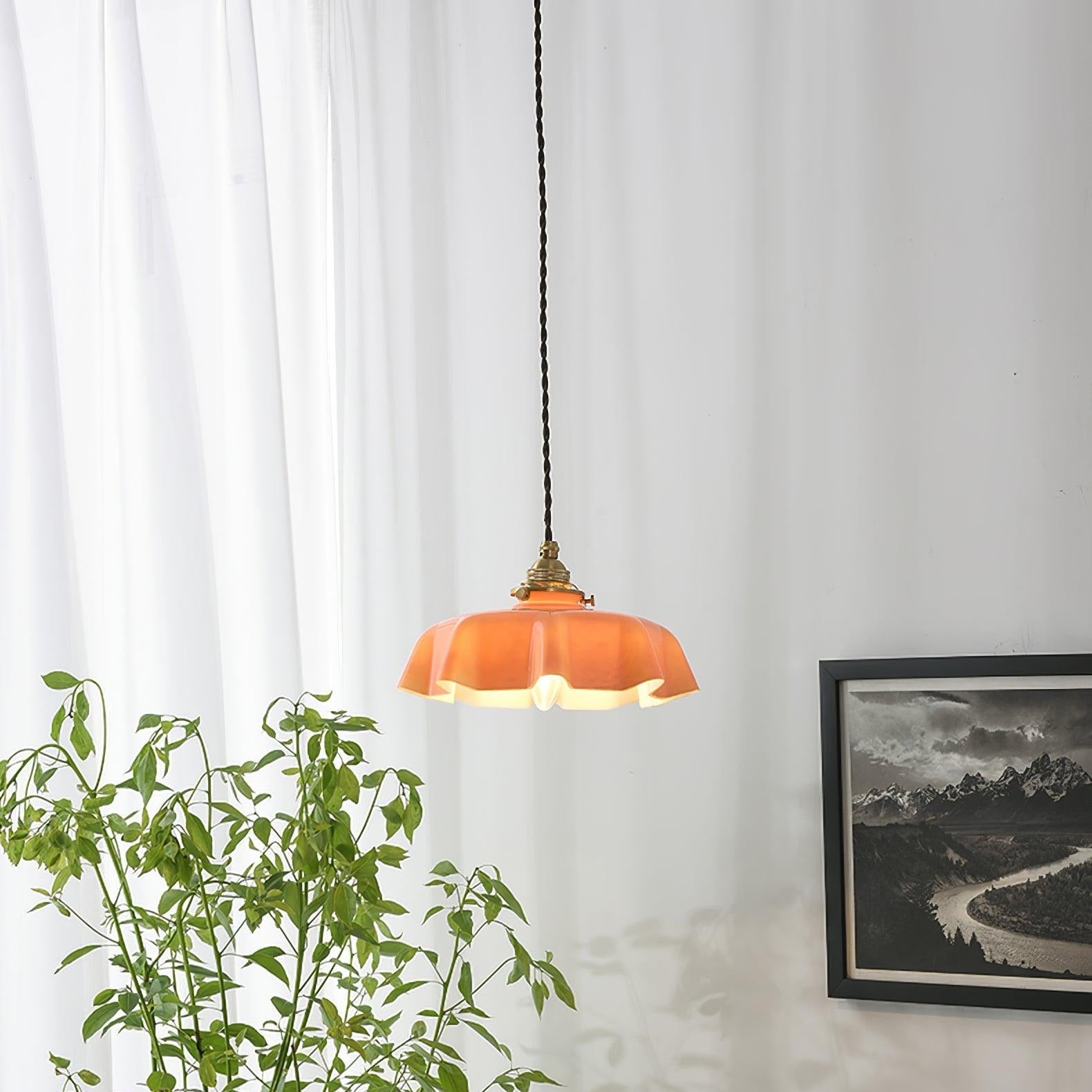 Civen Farmhouse Ruffled Pendant Light - Neutralighting