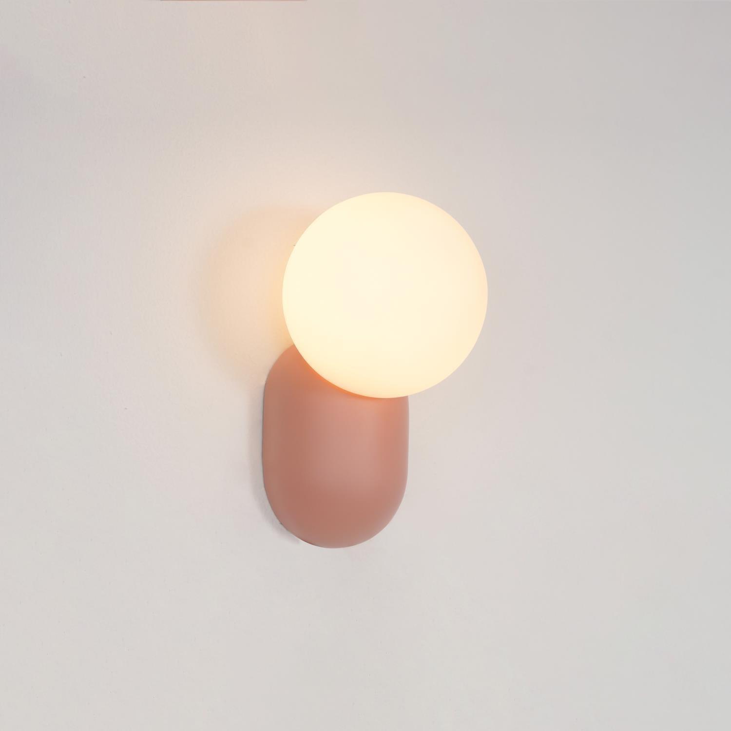 Lunara Minimalist Globe Wall Sconce - Neutralighting