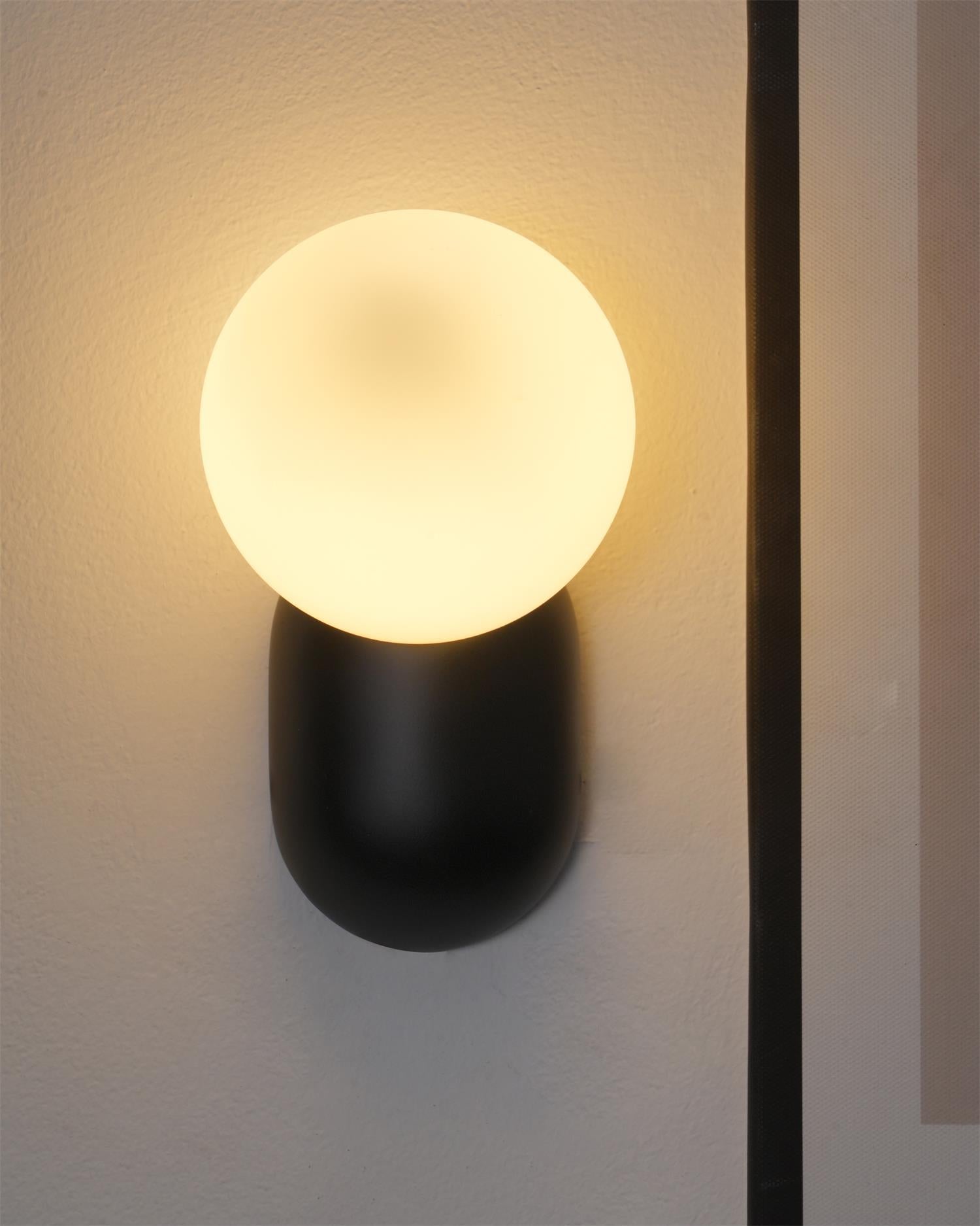 Lunara Minimalist Globe Wall Sconce - Neutralighting