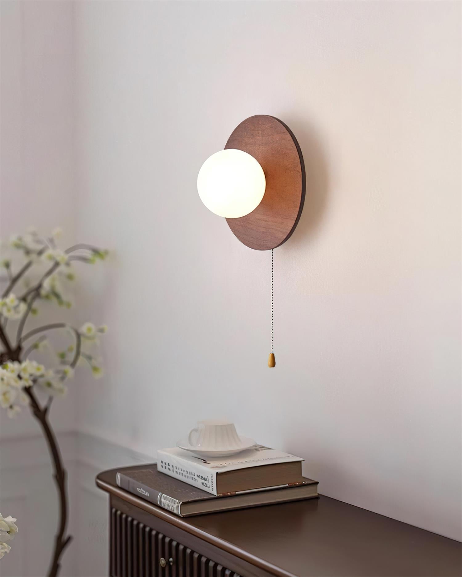 Olyne Wooden Wall Lamp - Neutralighting
