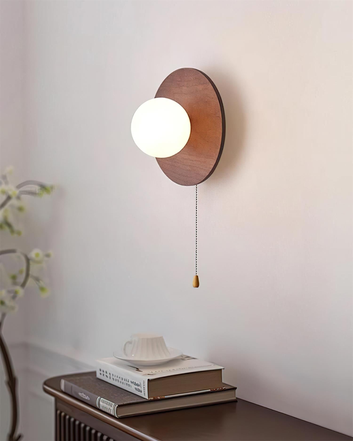 Olyne Wooden Wall Lamp - Neutralighting