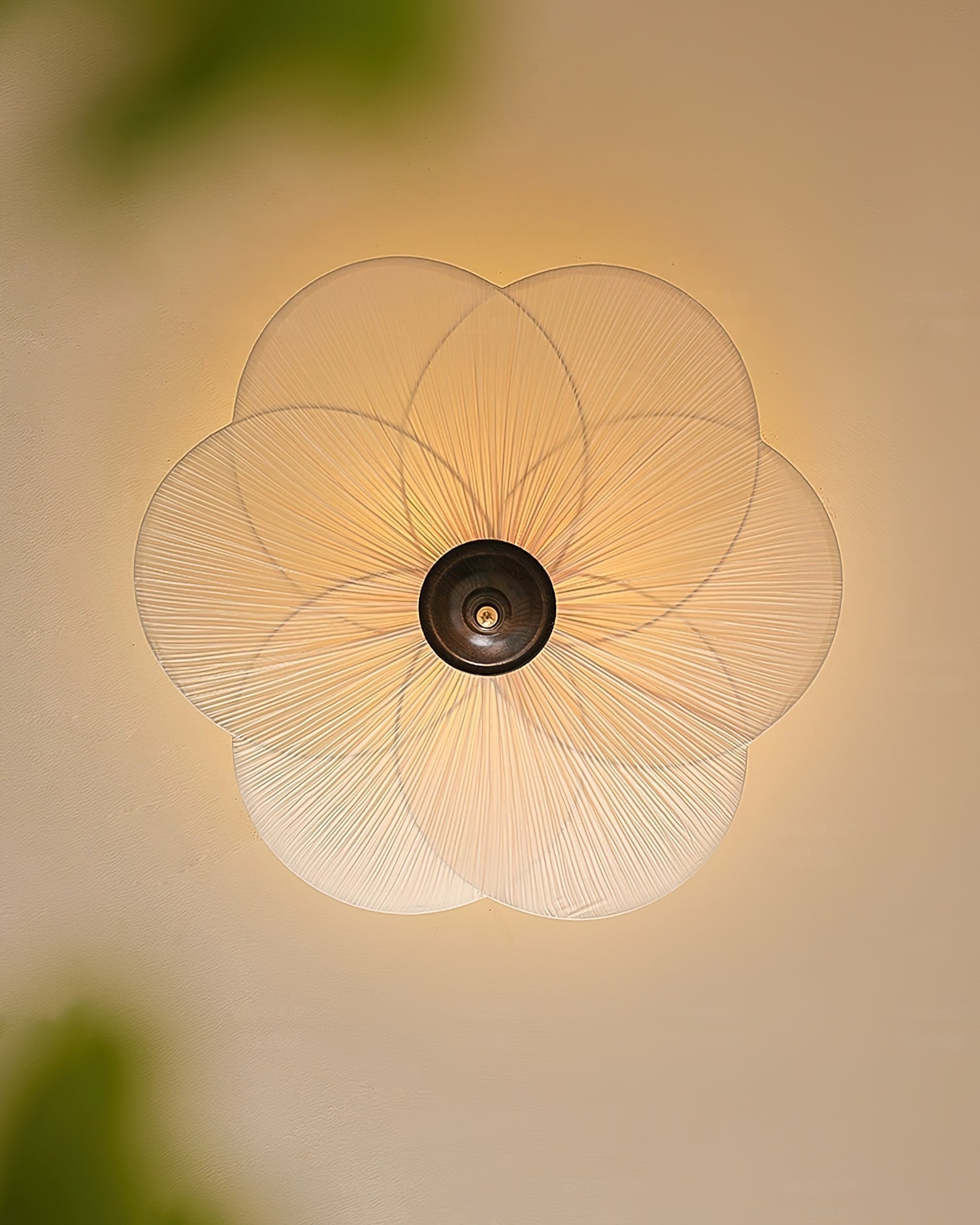 Evola Petal-Inspired Flush Mount Ceiling Light - Neutralighting