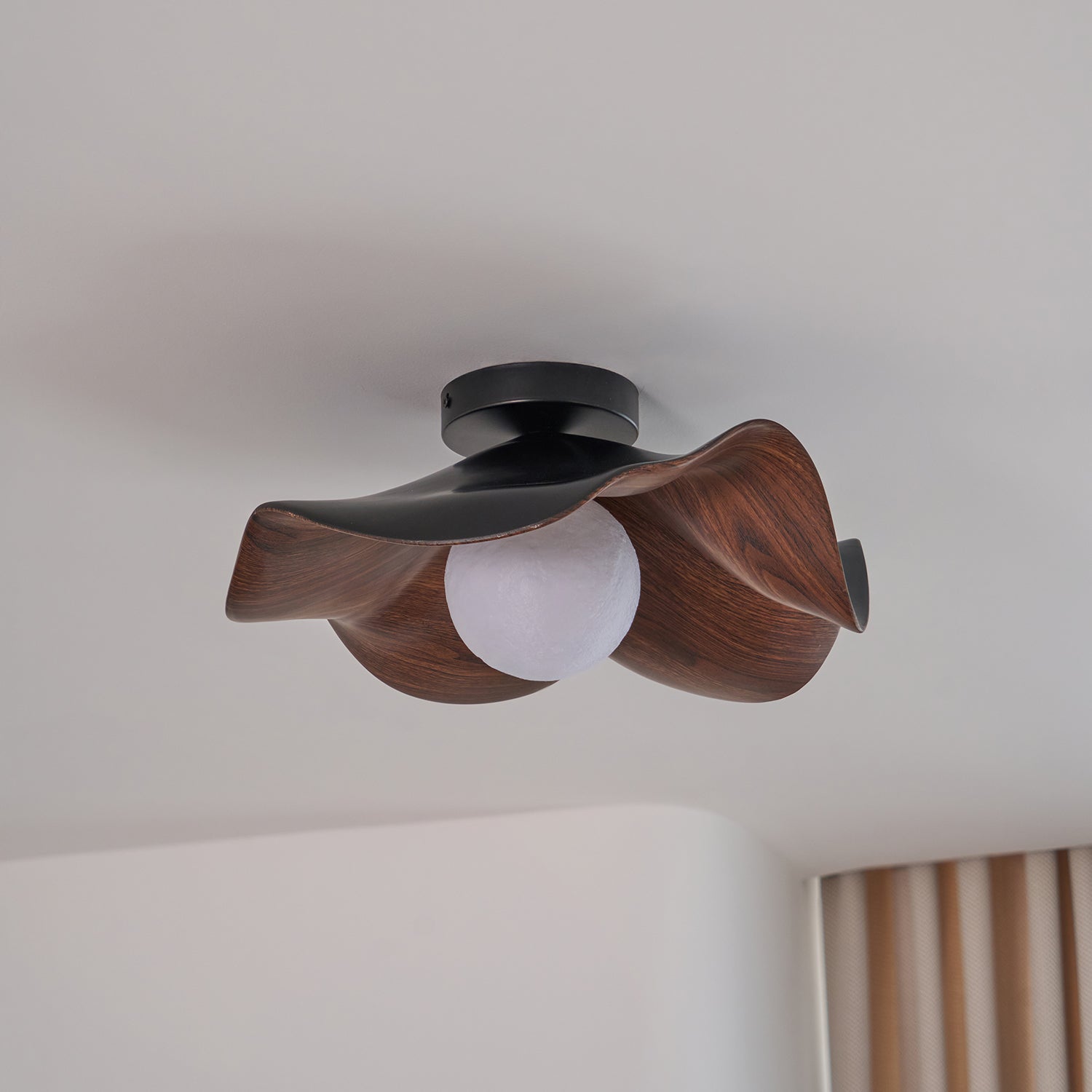 Lanoe Ceiling Light Wood Black&White - Neutralighting