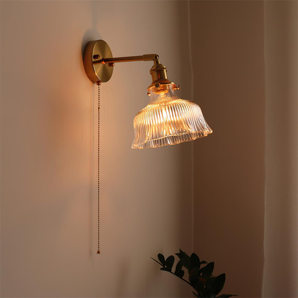 Wall Lamp Brass with Green/Clear Glass Shade and Pull Chain - Neutralighting