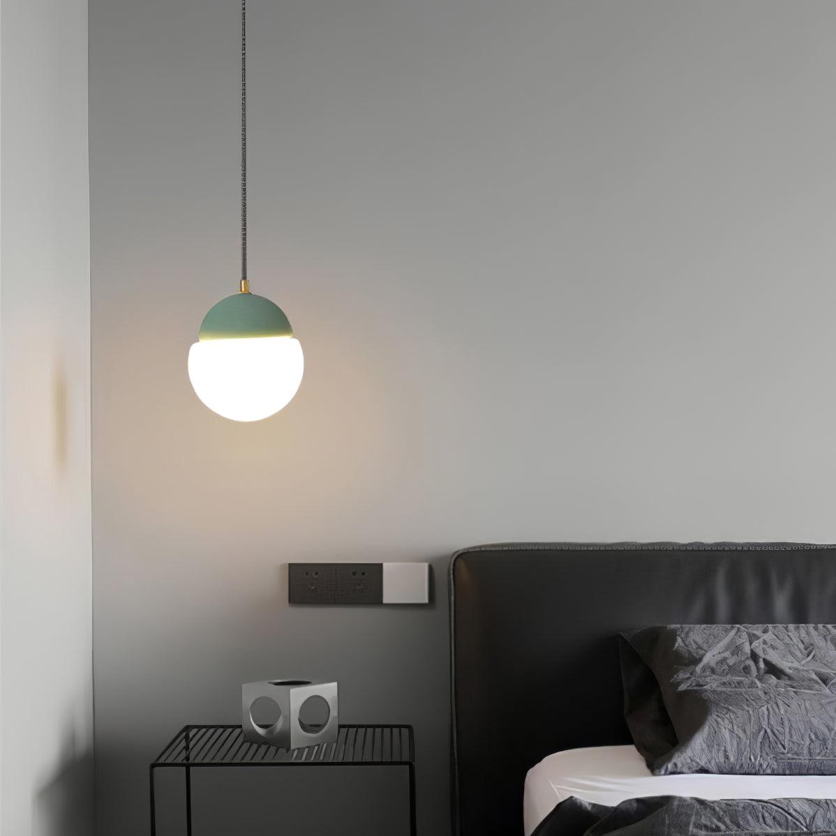 Ilraearis Glass Pendant Light - Neutralighting