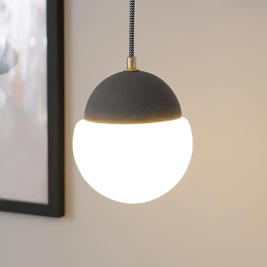 Ilraearis Glass Pendant Light - Neutralighting