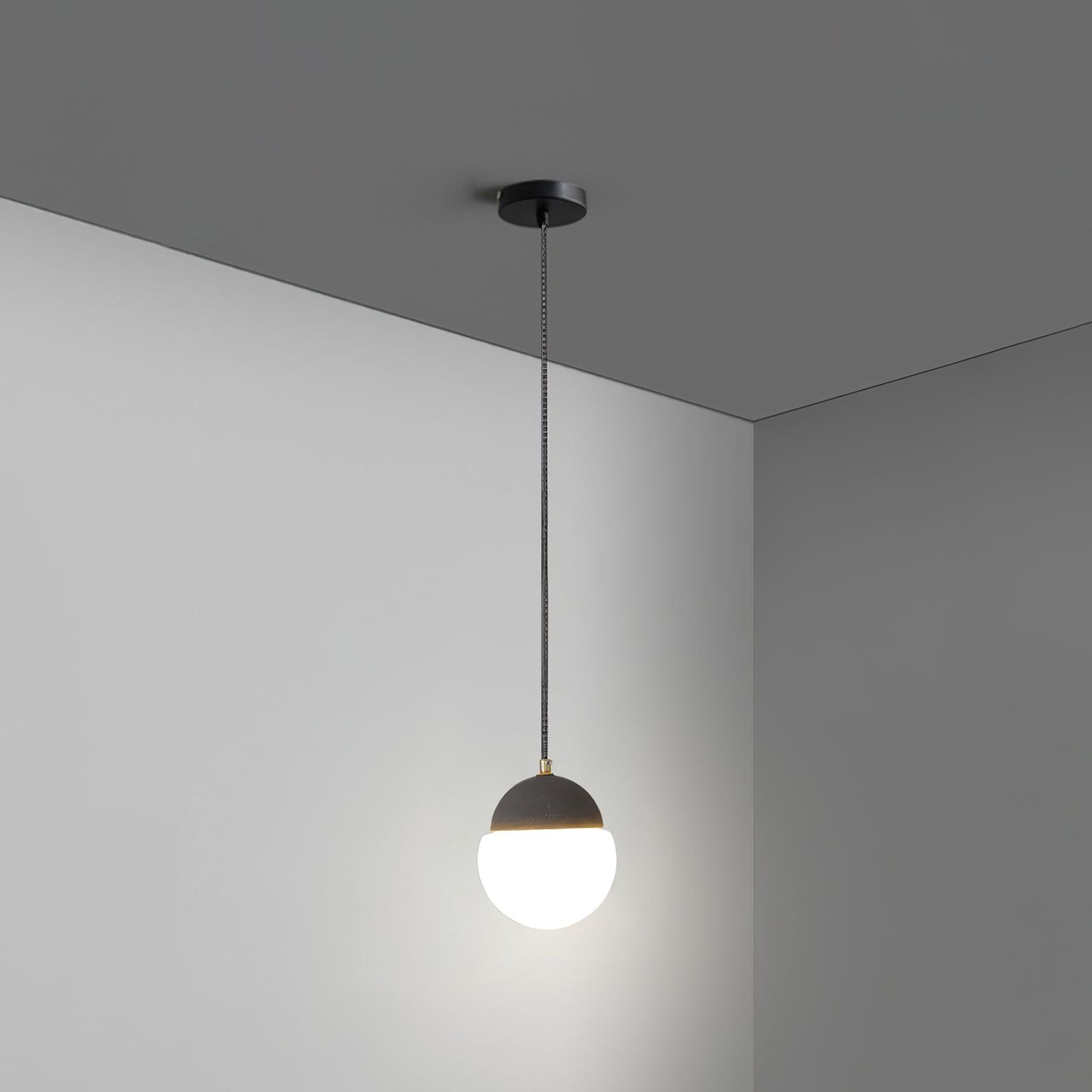 Ilraearis Glass Pendant Light - Neutralighting