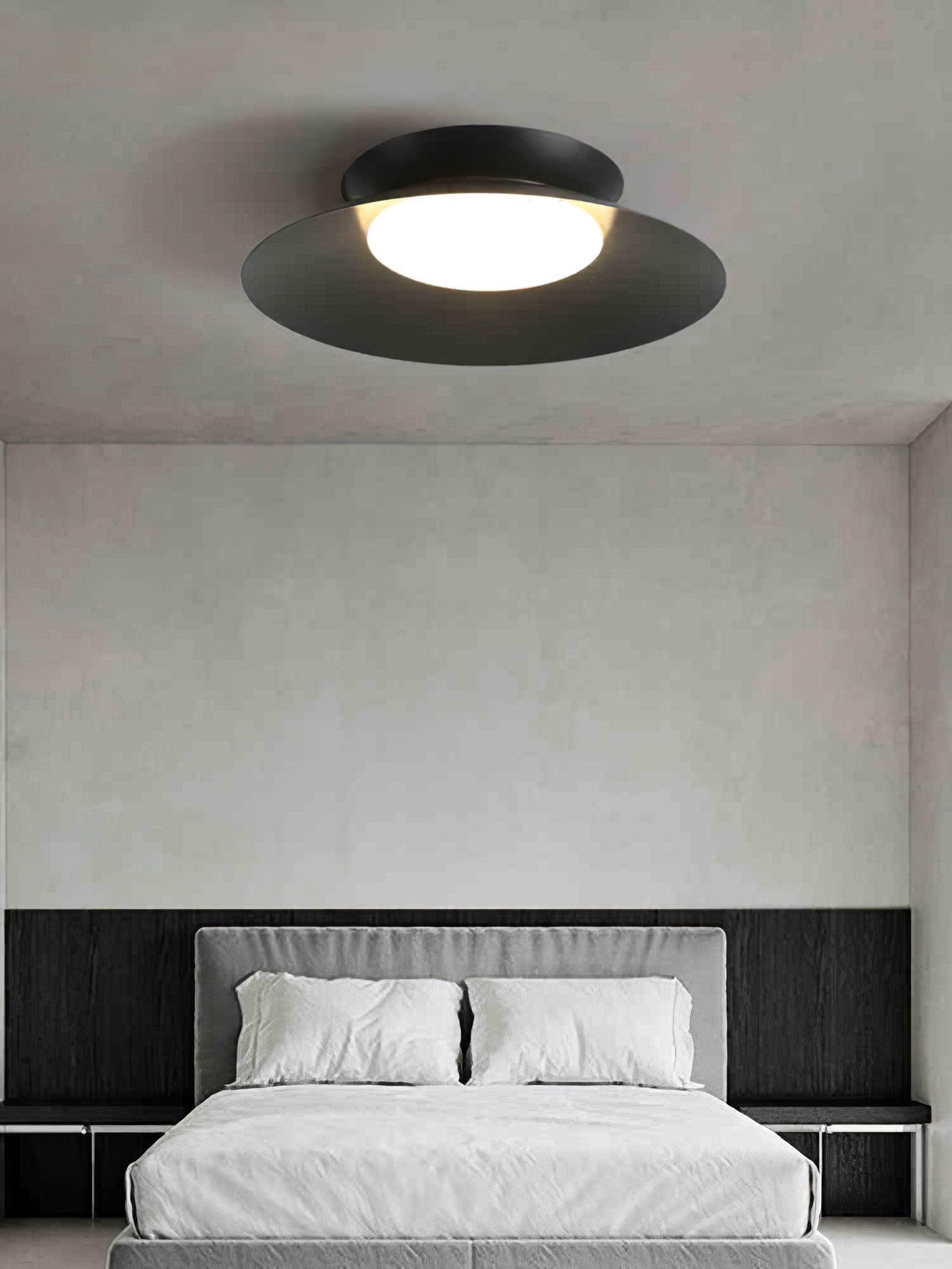 Zezoraris Metal Ceiling Light - Neutralighting