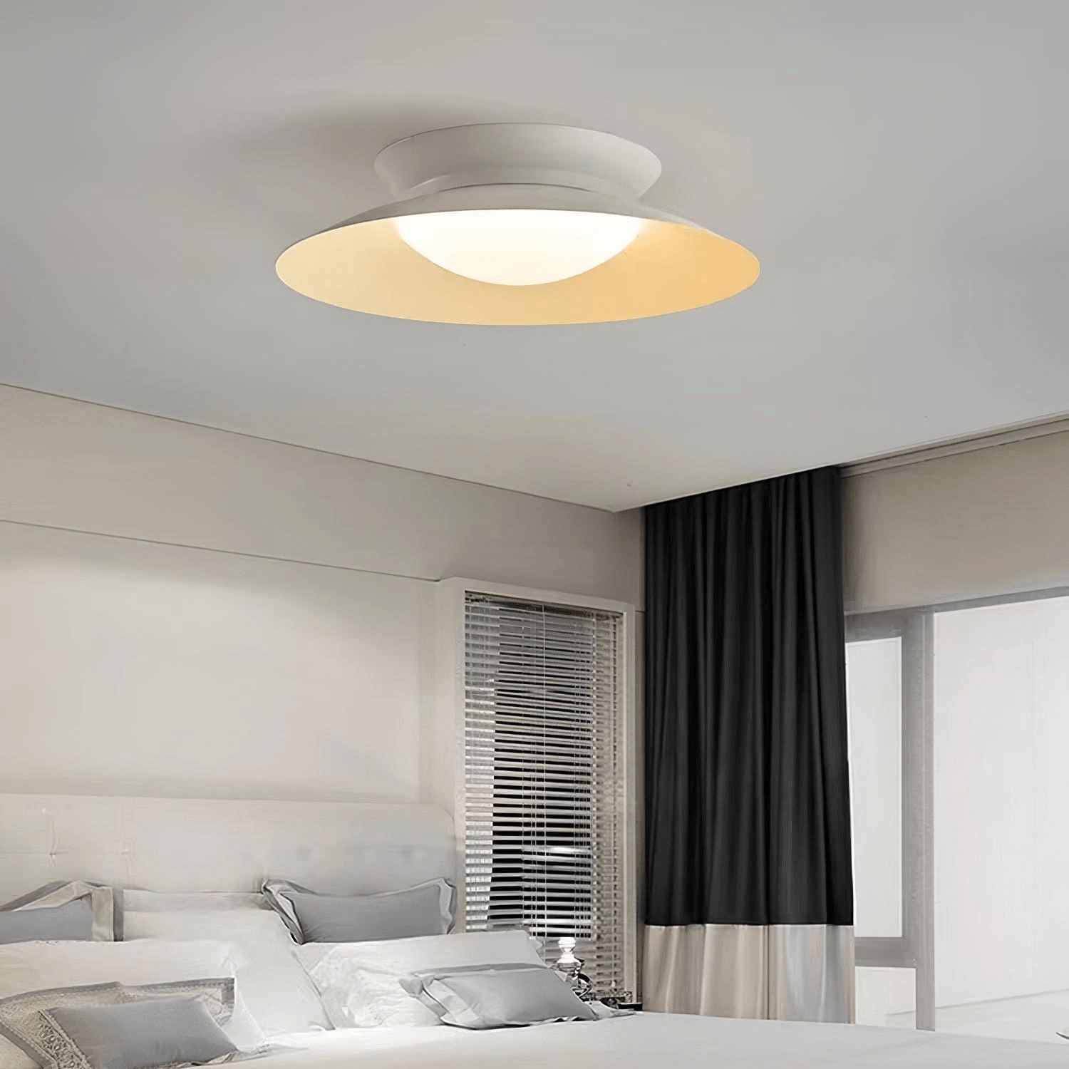 Zezoraris Metal Ceiling Light - Neutralighting